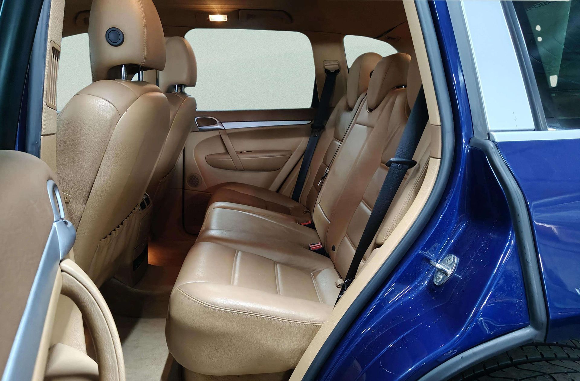 Porsche Cayenne - foto 14