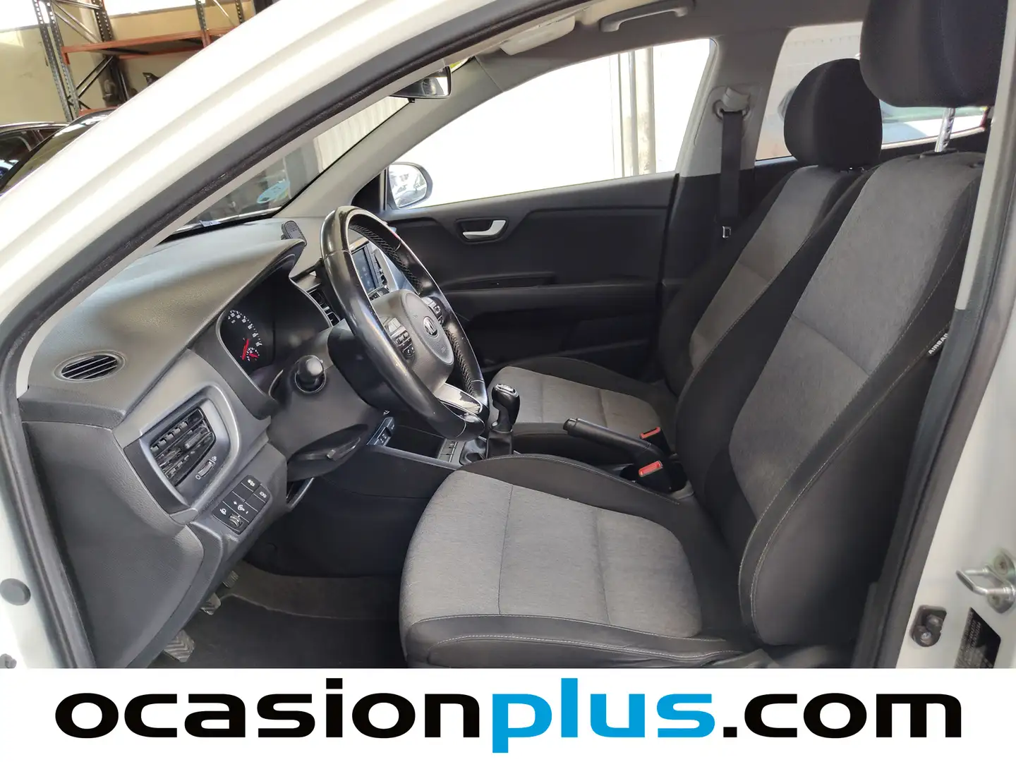 Foto KIA Stonic Kia Stonic 1.6 CRDi VGT Eco-D Concept  (110 CV)