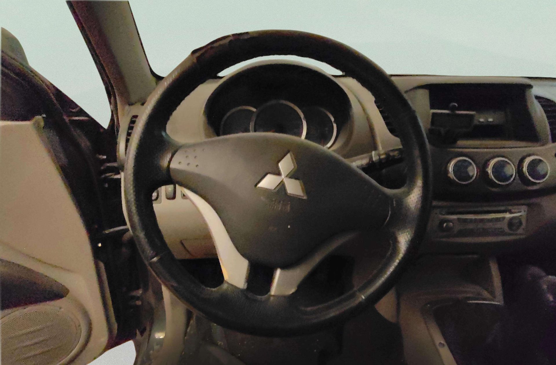Mitsubishi L200 2.5 DI-D Double Cab Intense 4x4 - foto 10