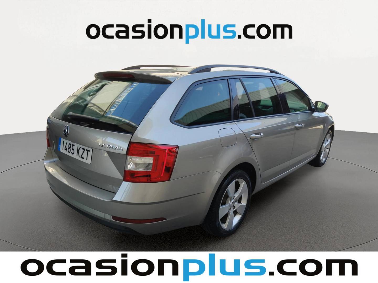 Foto trasera Skoda Octavia Skoda Octavia Combi Combi 1.5 TSI Style  (150 CV) derecha