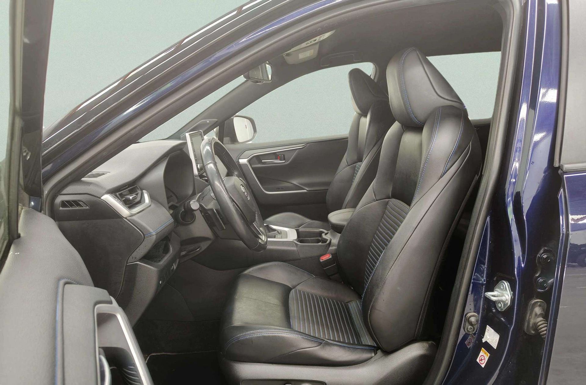 Toyota RAV4 2.5l hybrid Feel! - foto 11