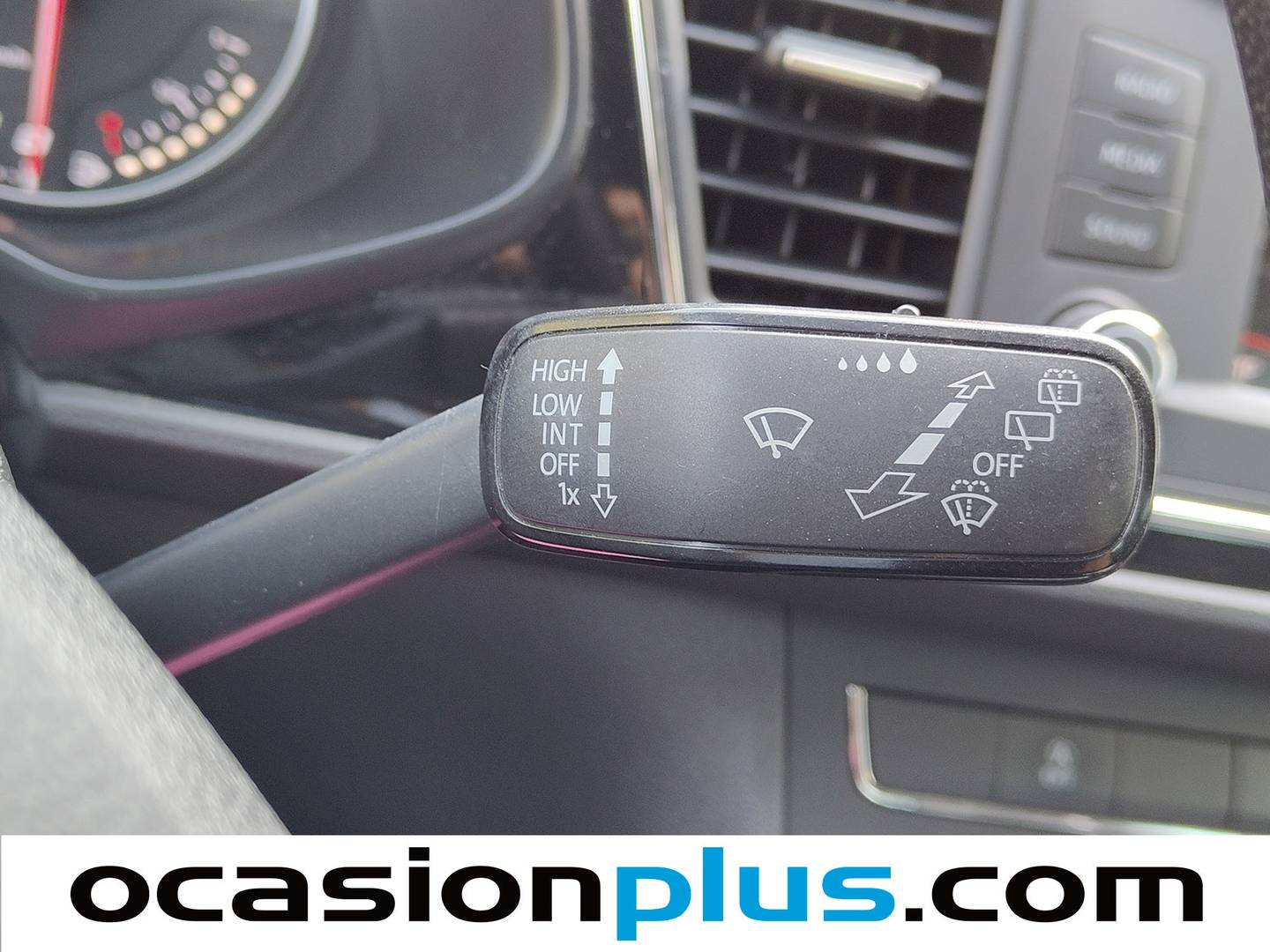 Accesorios del Seat León Seat León 1.6 TDI CR S&S Style DSG 77 kW (105 CV)