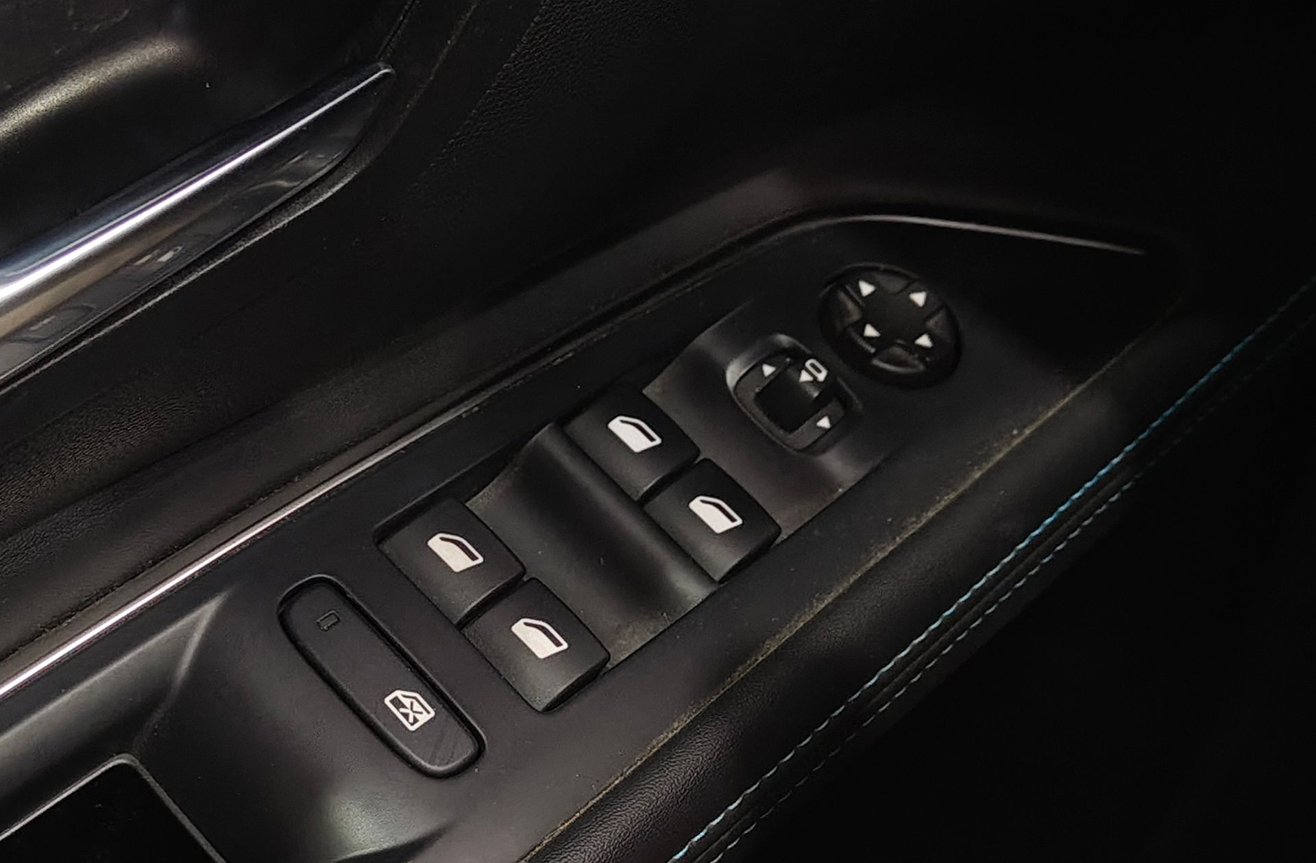 Peugeot 5008 PureTech 130 Allure Pack 7 plazas - foto 37