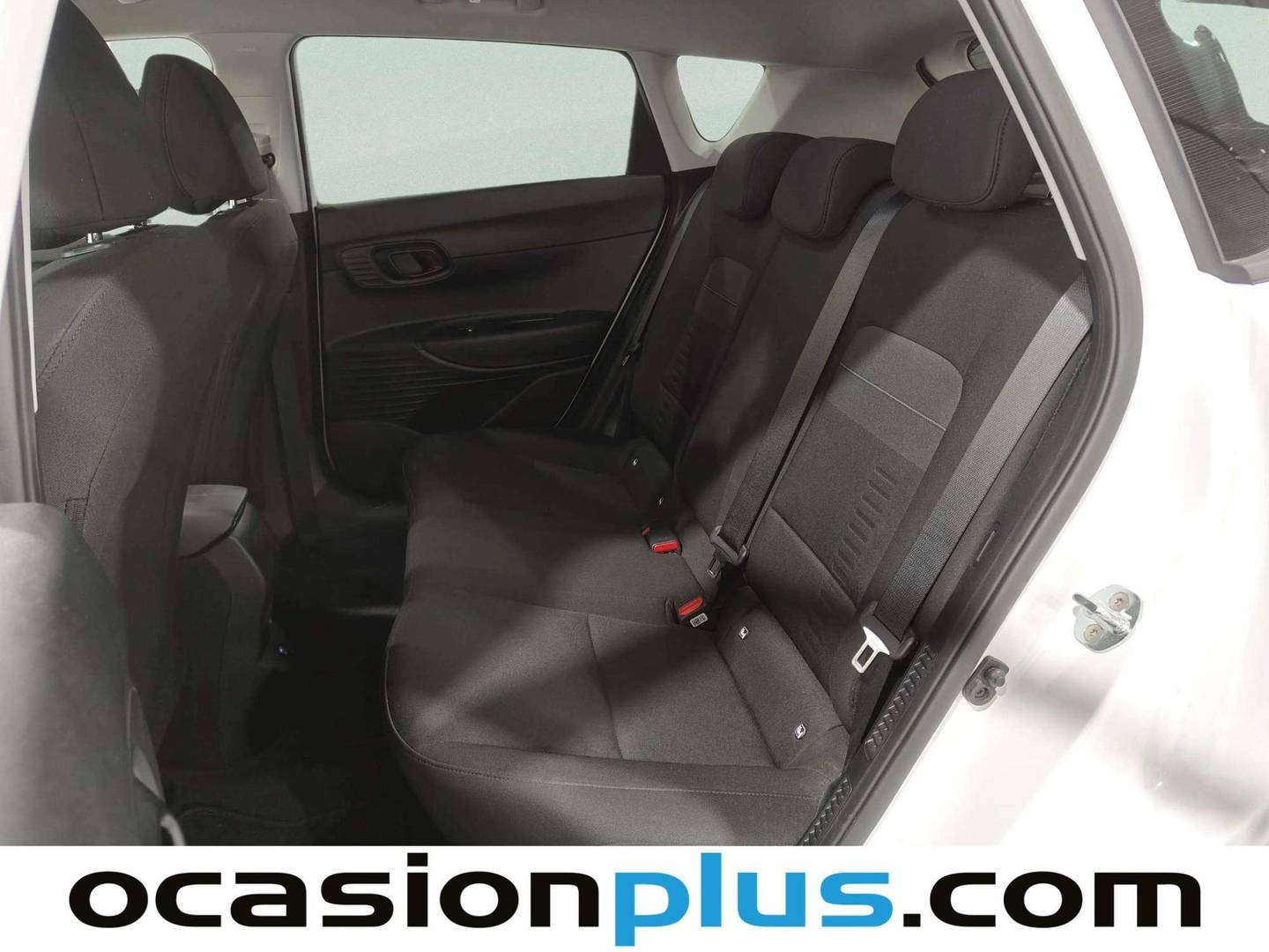 Foto asientos traseros Hyundai Bayon Hyundai Bayon 1.0 TGDI 48V Maxx DCT (100 CV)