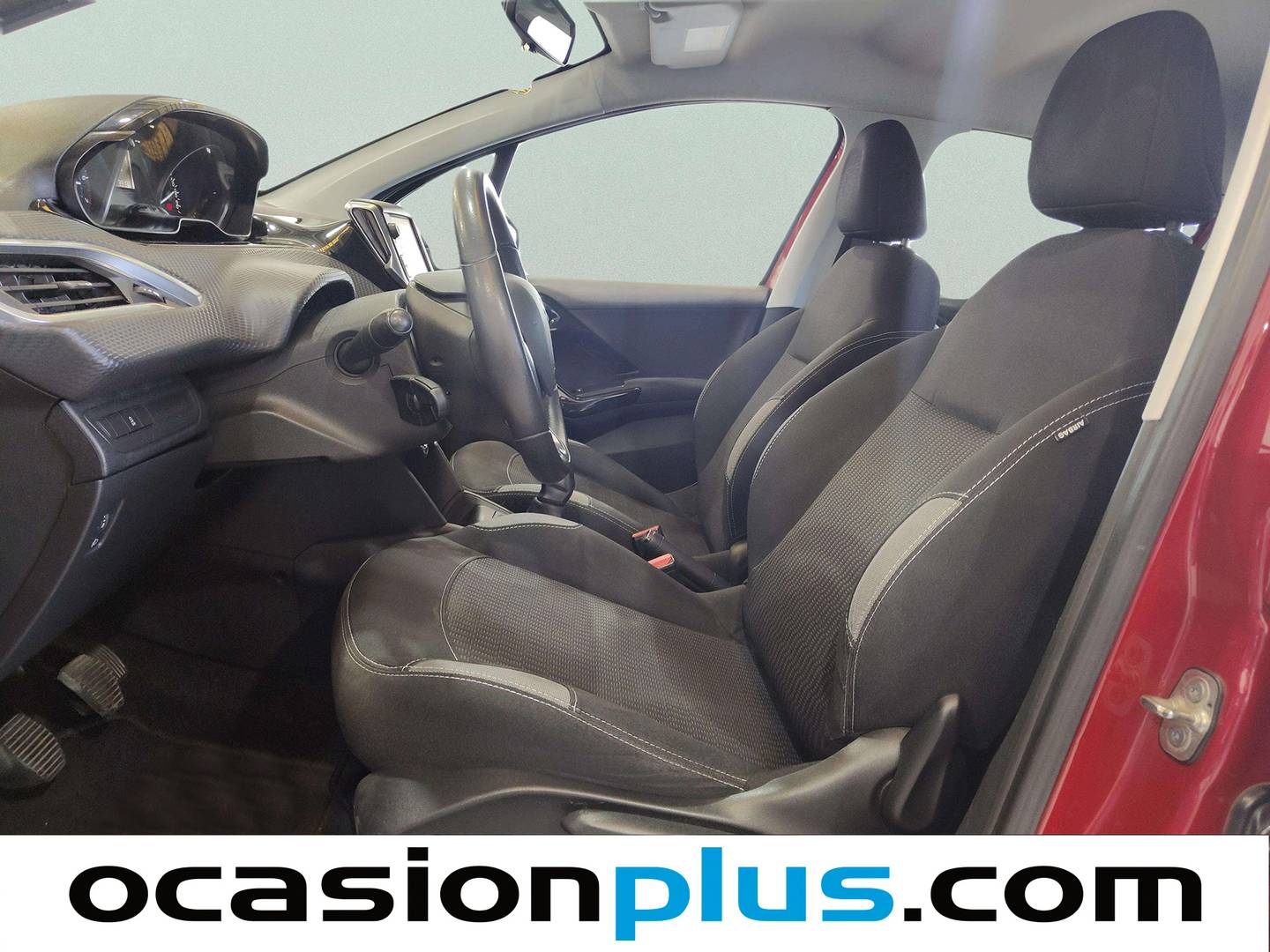 Foto asientos delanteros Peugeot 208 Peugeot 208 1.2L PureTech Style (82 CV)