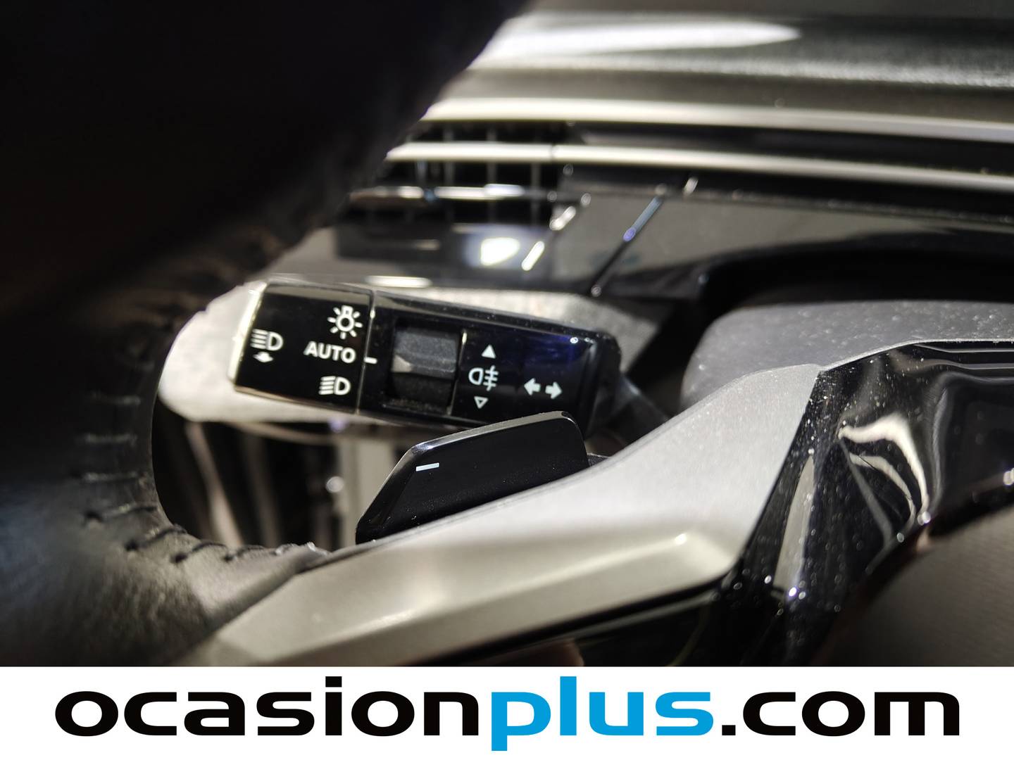 Peugeot 3008 Hybrid Peugeot 3008 Hybrid 145 Allure eDCS6 (145 CV) seminuevo
