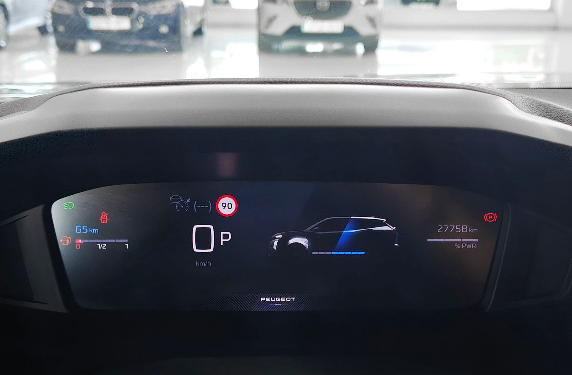 Peugeot 2008 Allure Hybrid eDCS6 - foto 24