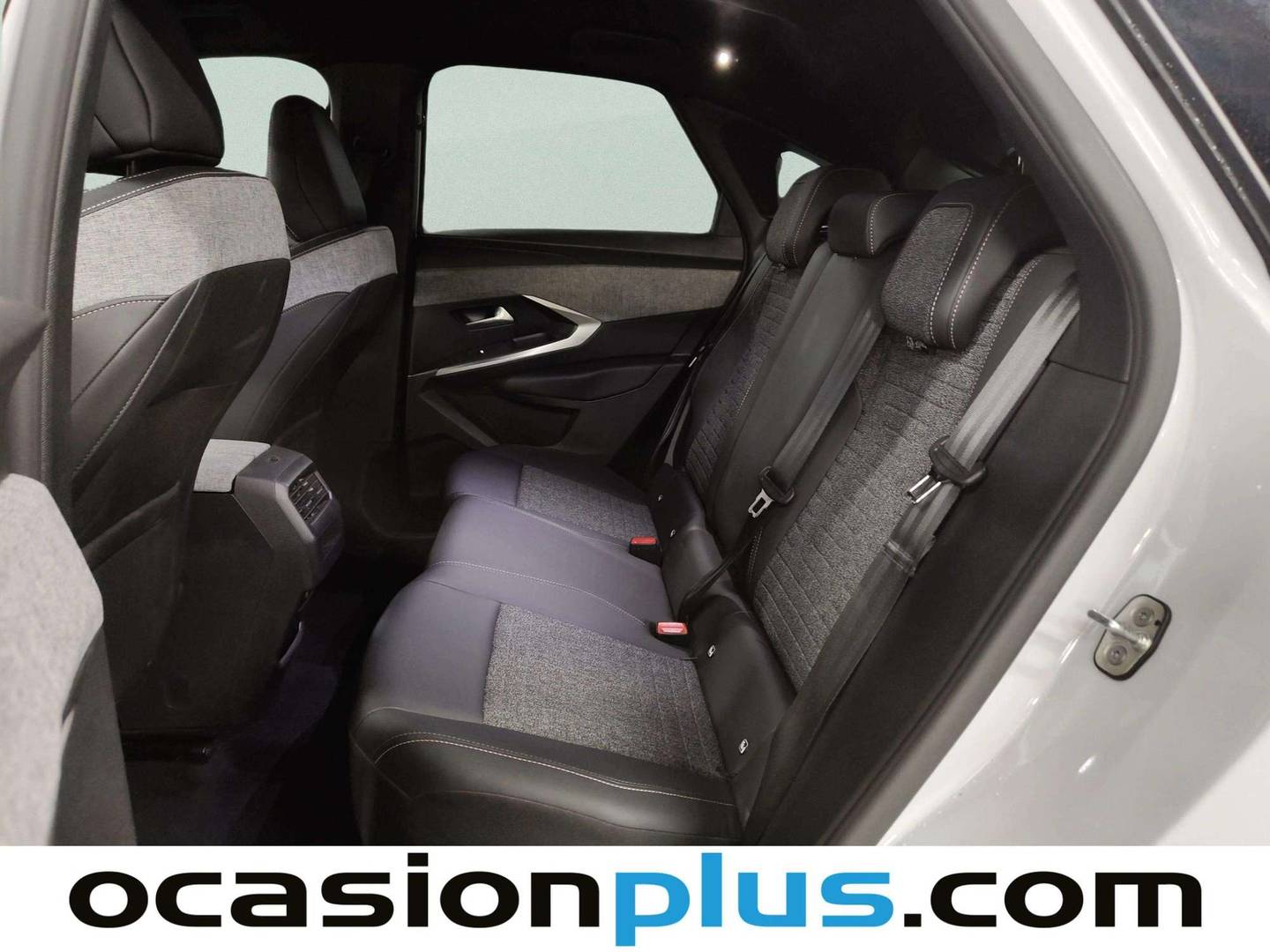 Foto asientos traseros Peugeot 3008 Hybrid Peugeot 3008 Hybrid 145 Allure eDCS6 (145 CV)