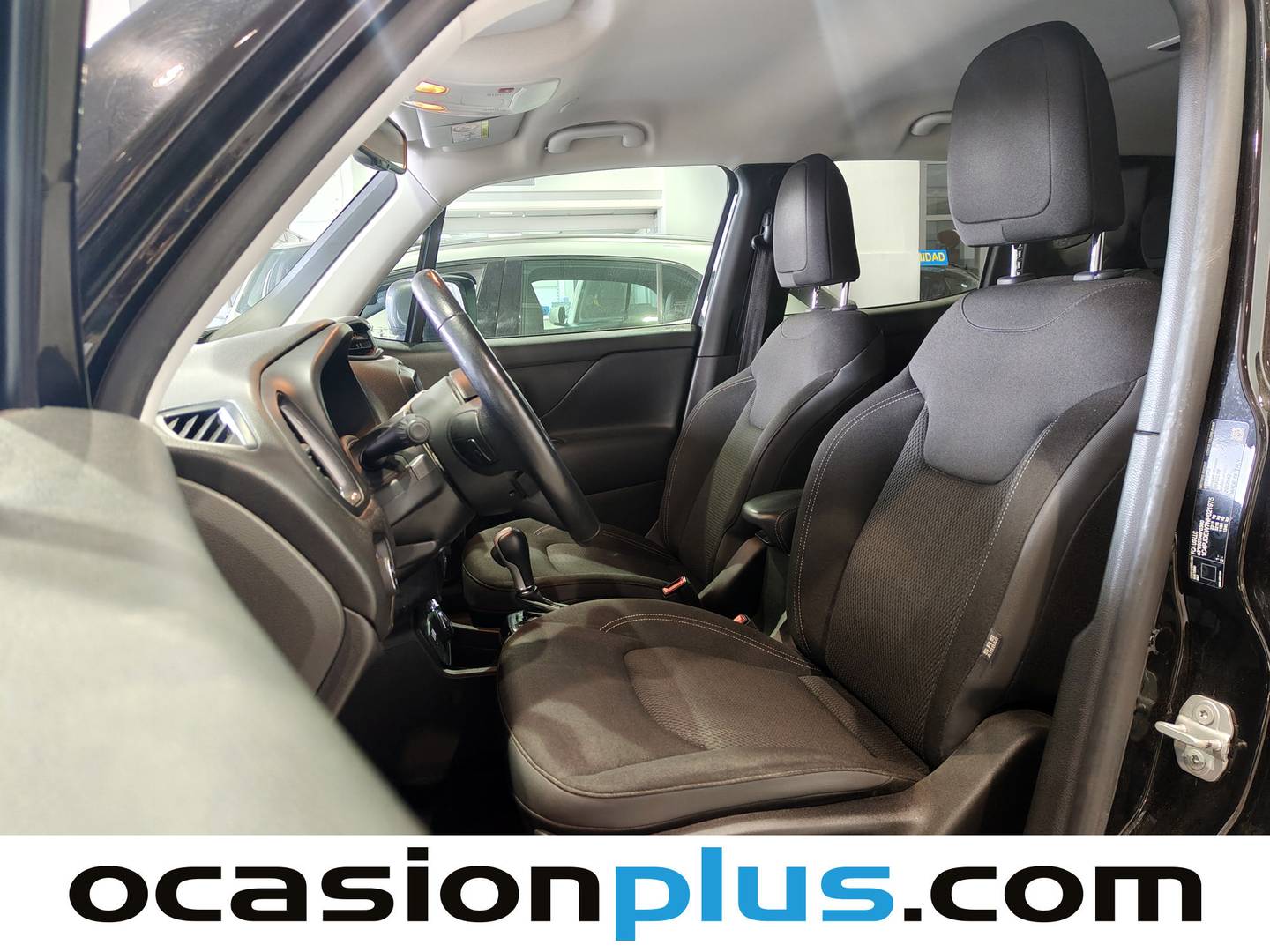 Foto asientos delanteros Jeep Renegade Jeep Renegade 1.3 PHEV S AWD AT (240 CV)