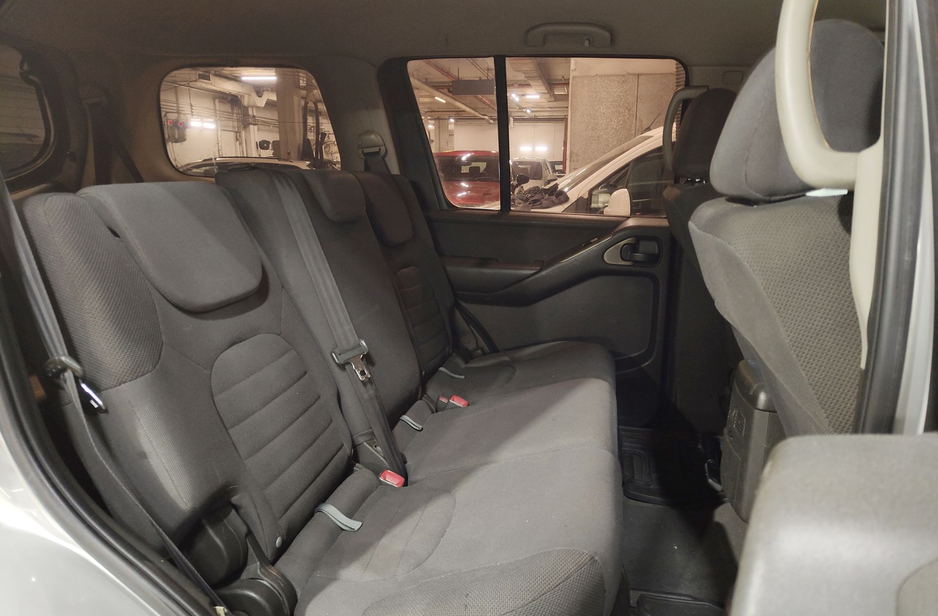 Nissan Pathfinder 2.5 dCi SE 7 plazas - foto 14