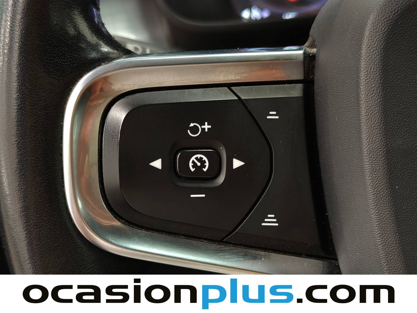 Volvo XC40 Volvo XC40 D3 Momentum AWD Auto (150 CV) diésel