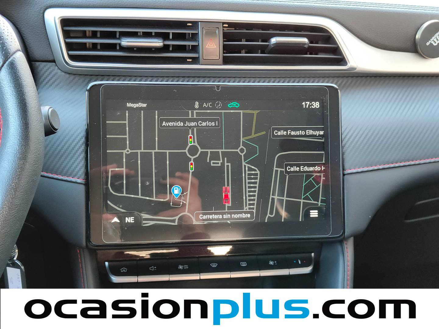 Extras y acabados del MG ZS MG ZS 1.5 Luxury (106 CV)