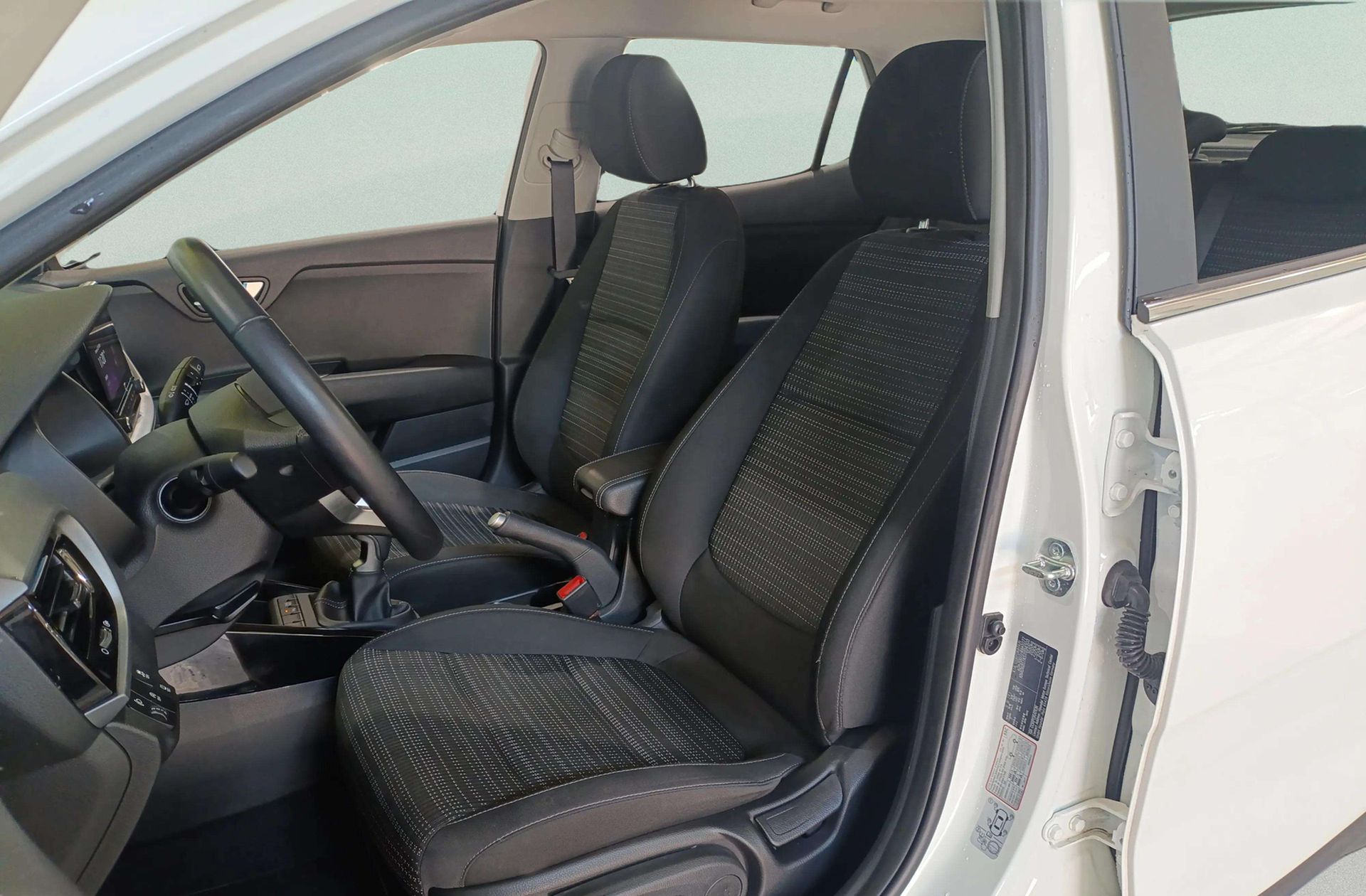Kia Stonic 1.0 T-GDi MHEV Drive - foto 11
