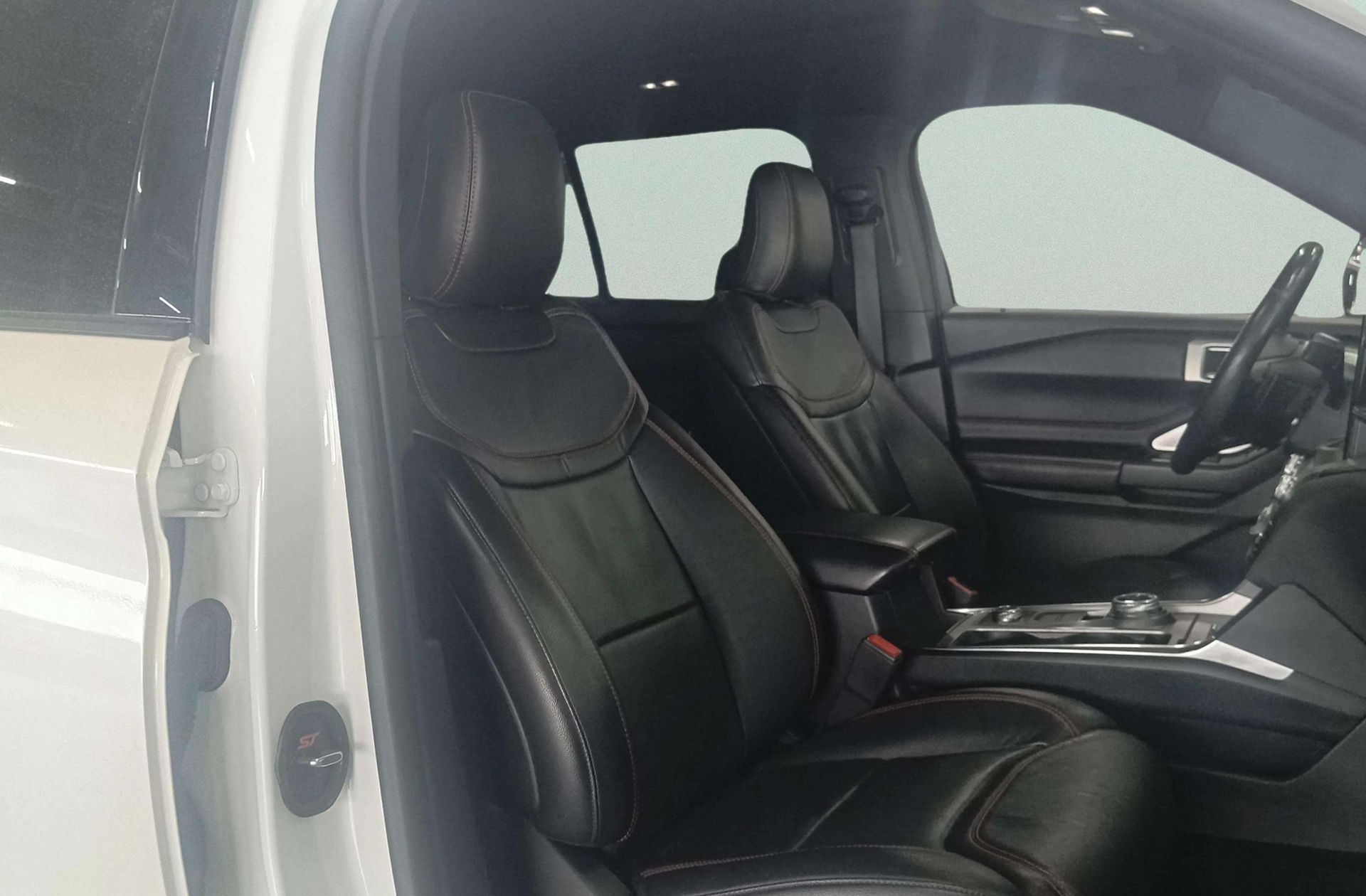 Ford Explorer 3.0 PHEV ST Line AWD 7 plazas - foto 26