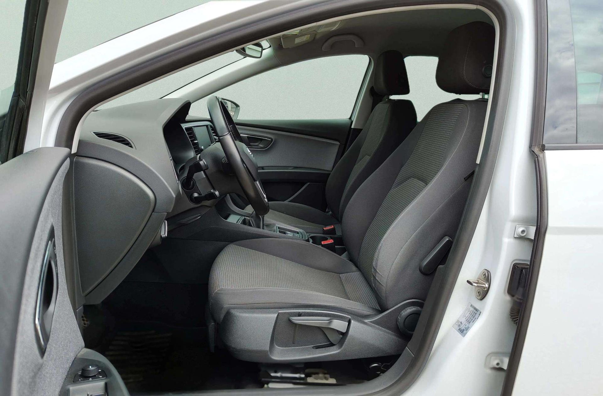 SEAT León ST 1.6 TDI Style Advanced - foto 10