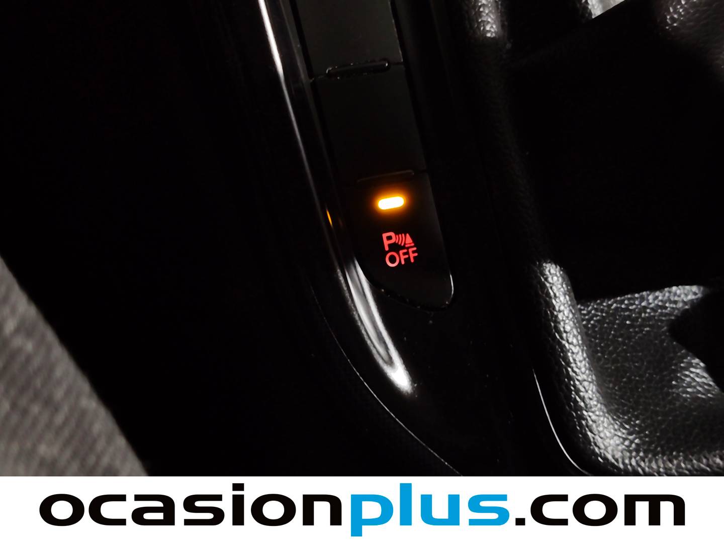 Equipamiento del KIA Carens KIA Carens 1.7 CRDi VGT Eco-Dynam x-Tech (115 CV)