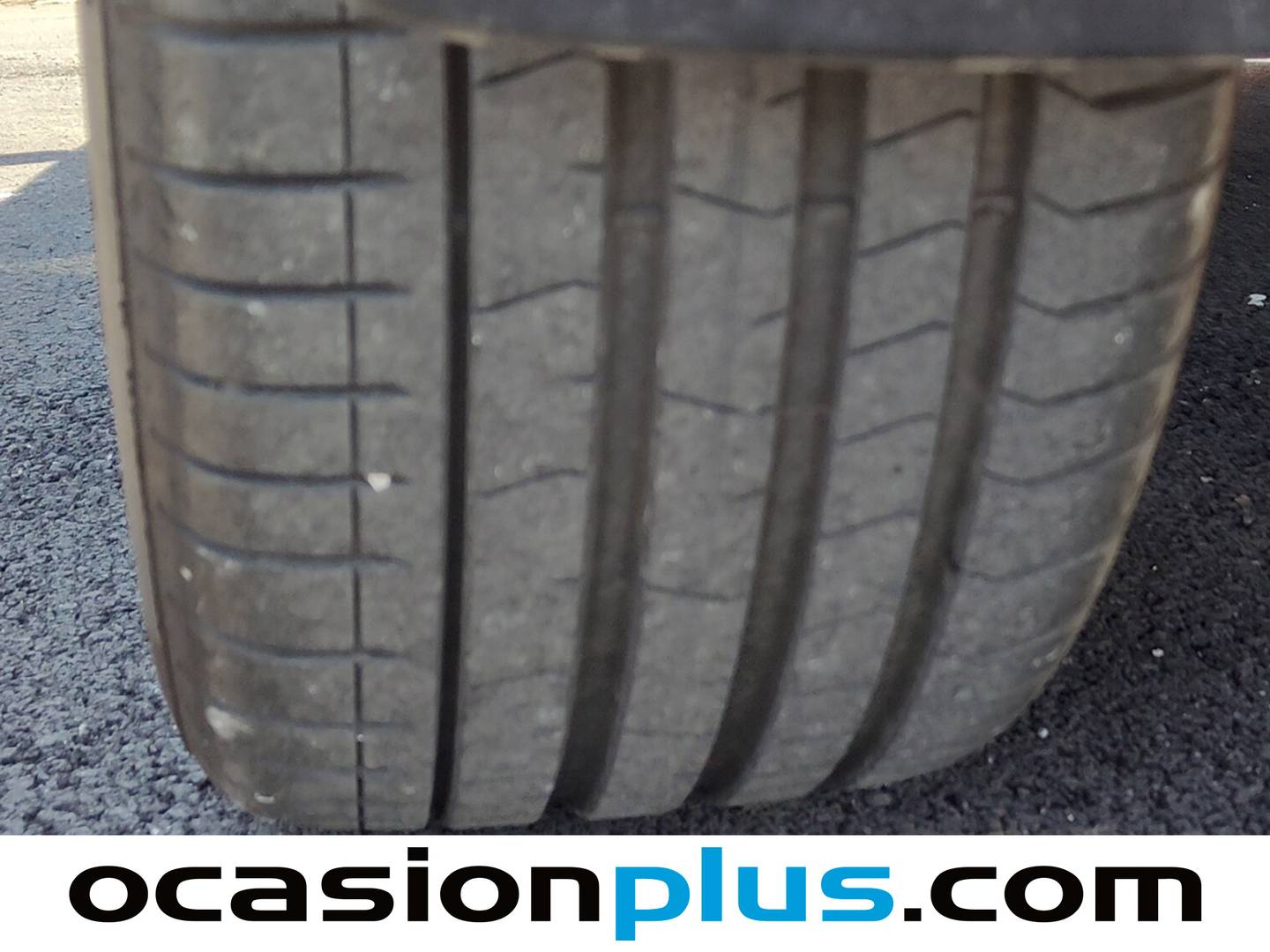 Volvo XC40 Volvo XC40 B3 Gasolina Mild hybrid Black Edition Ultra Auto (163 CV) seminuevo