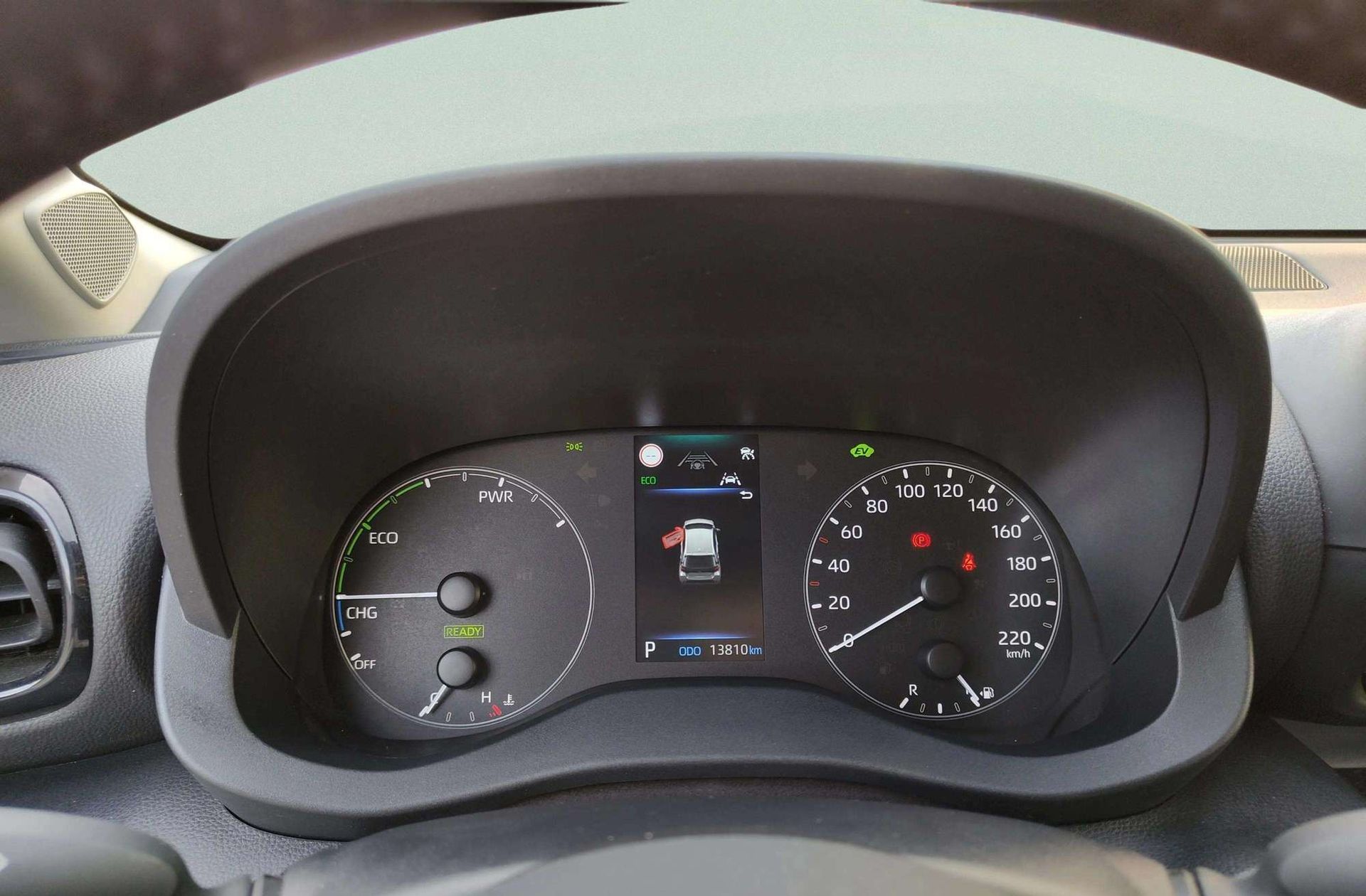 Toyota Yaris 120H Active Plus - foto 21