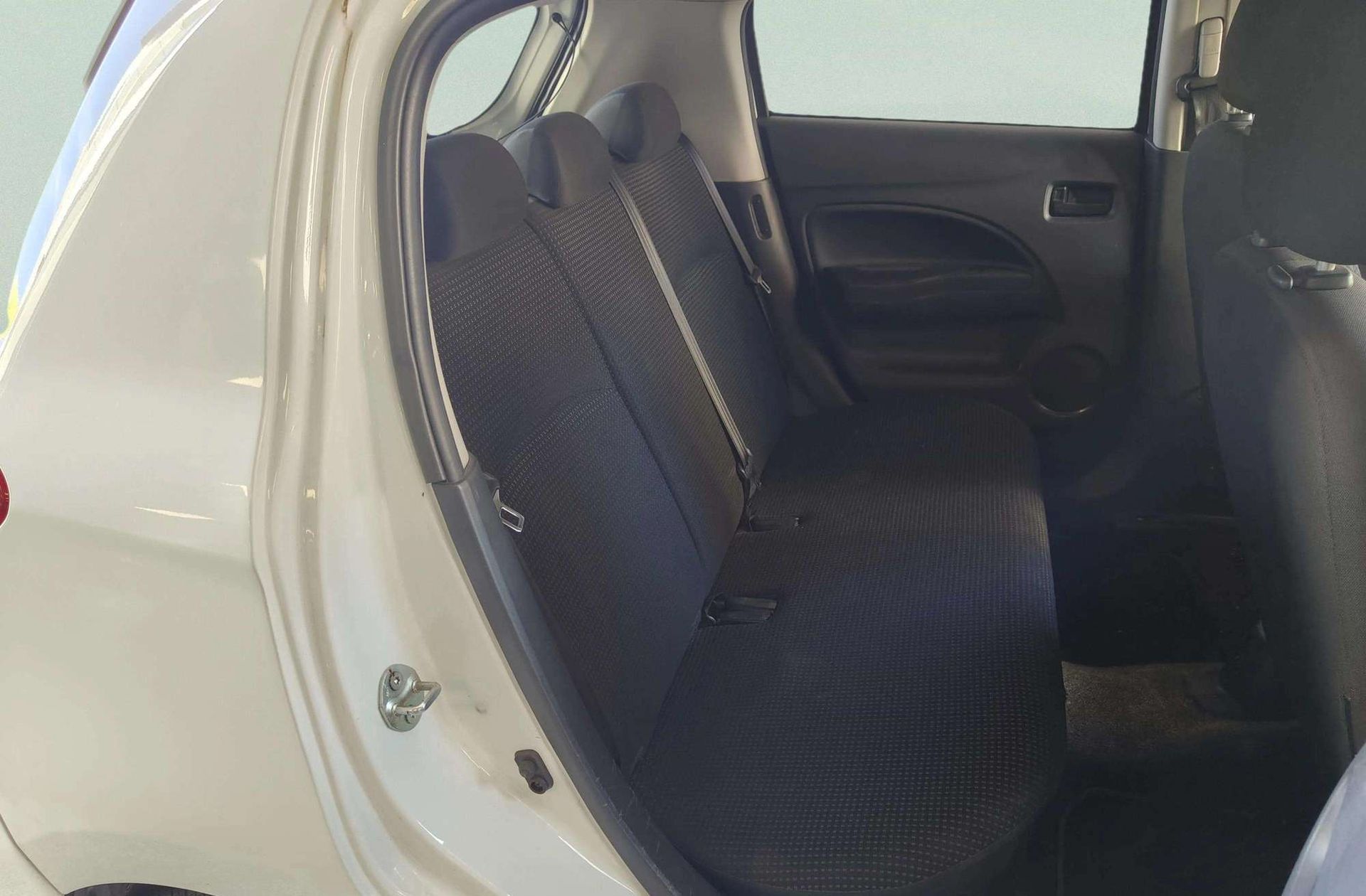 Mitsubishi Space Star 120 MPI Motion - foto 12