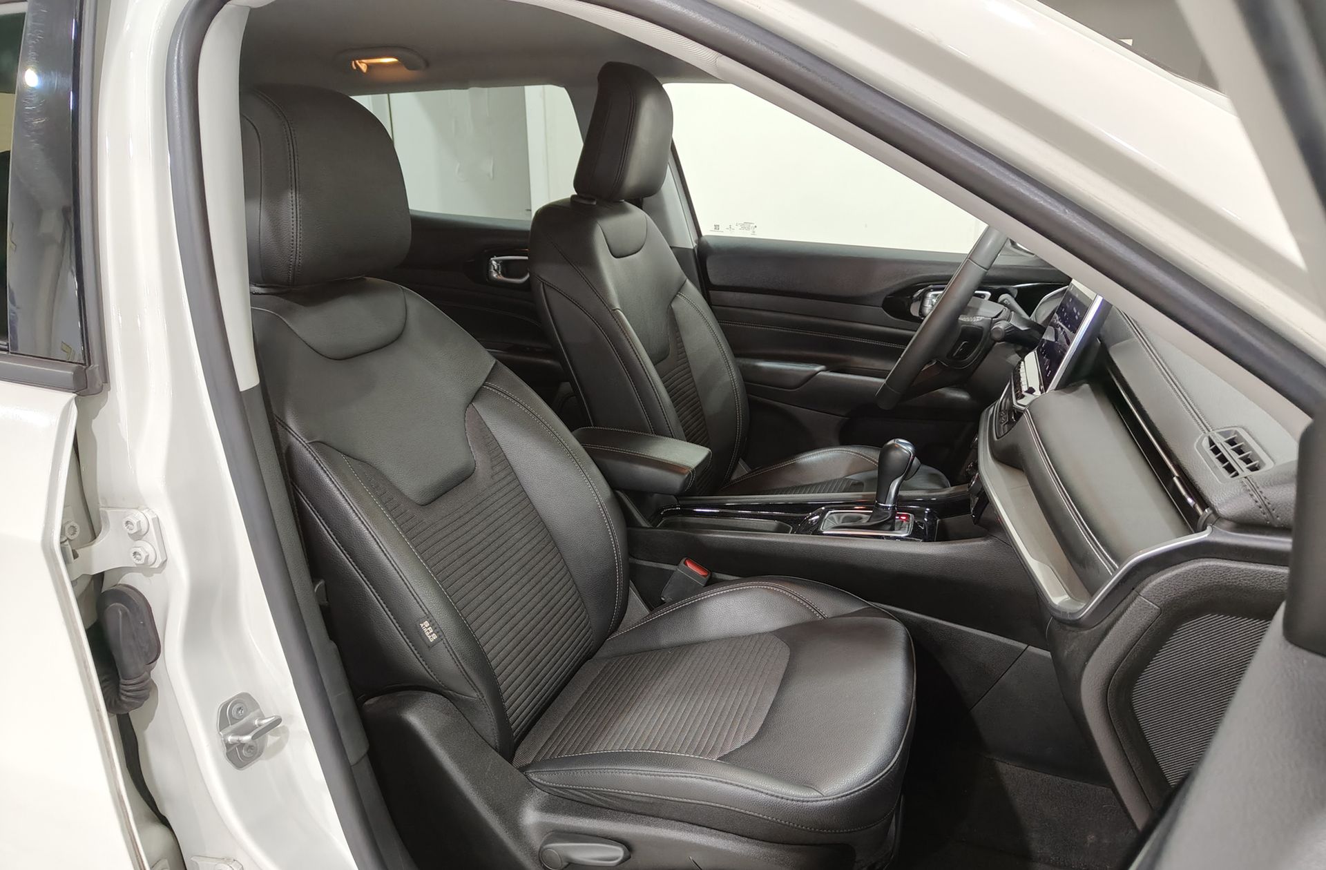 Jeep Compass 1.3 Gse Limited 4x2 DCT - foto 18