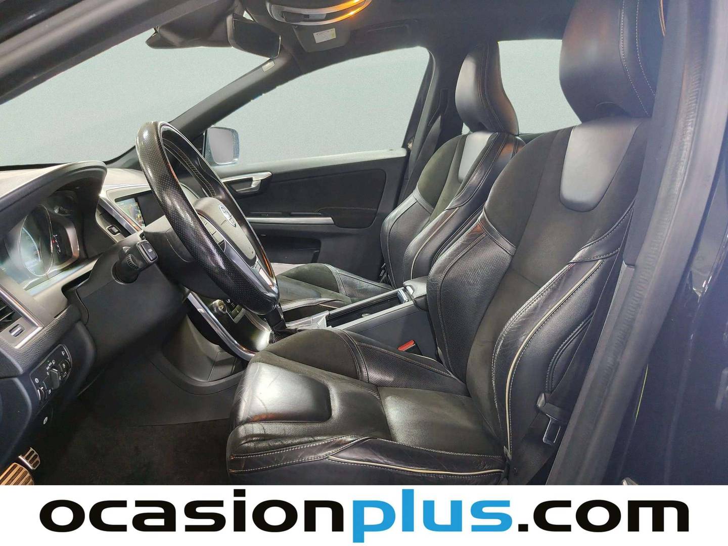 Foto asientos delanteros Volvo XC60 Volvo XC60 D3 R-Design Momentum Auto (150 CV)