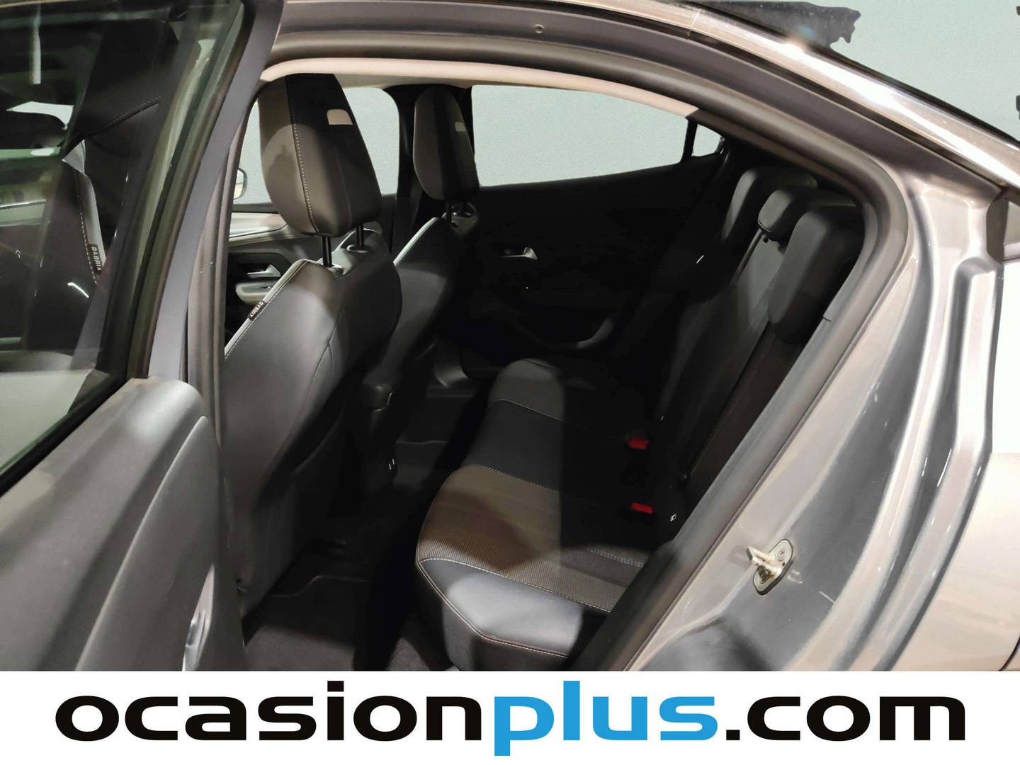 Foto asientos traseros Opel Mokka Opel Mokka 1.2 T Business Elegance (100 CV)