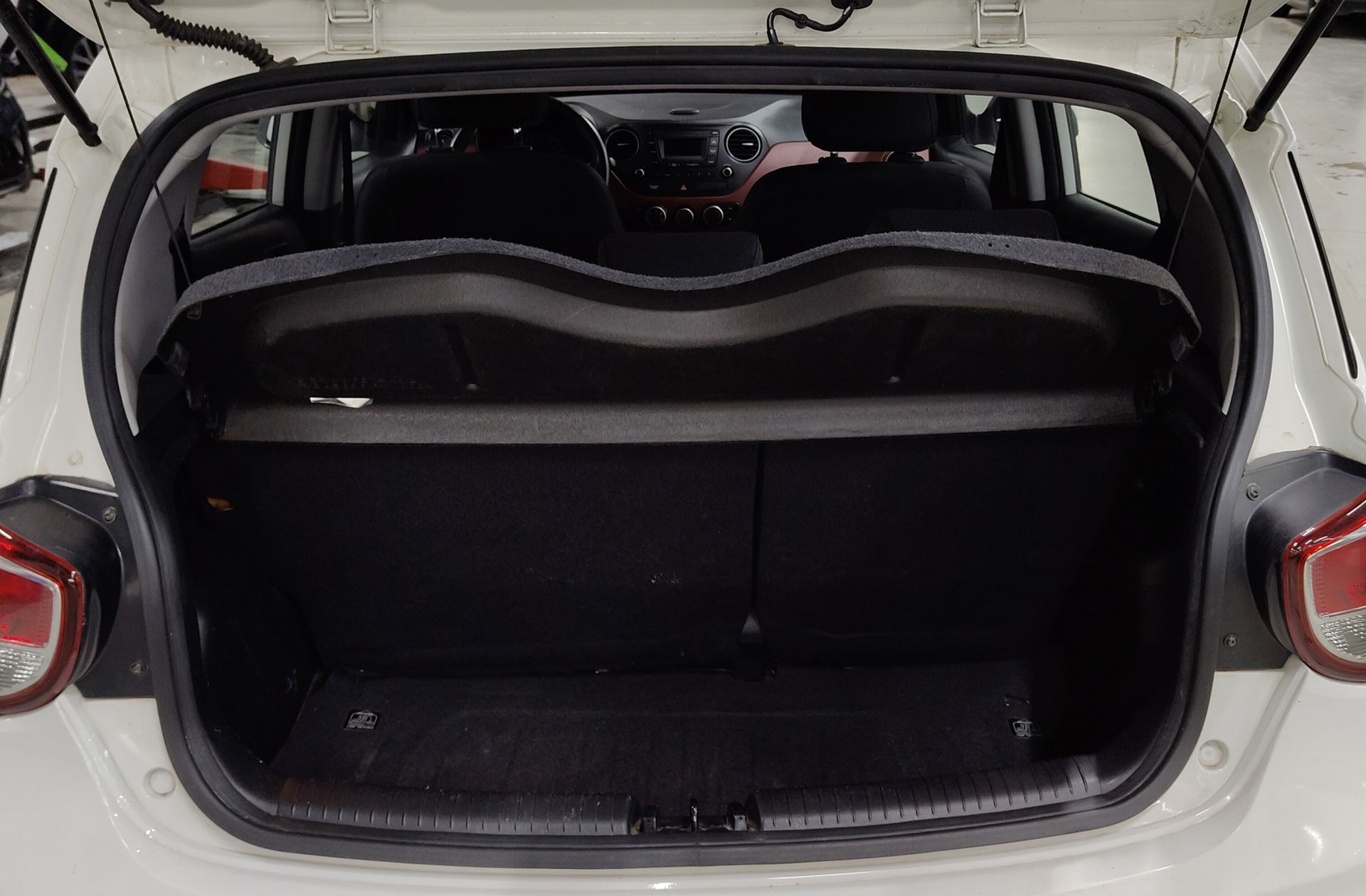 Hyundai i10 1.0 Tecno - foto 12