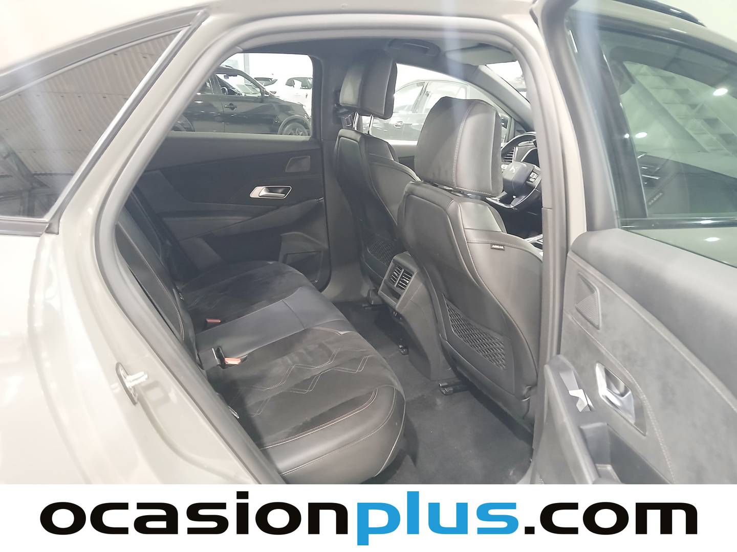 Foto DS DS 7 DS DS7 Crossback BlueHDi 130 Performance Line+ AT (130 CV)