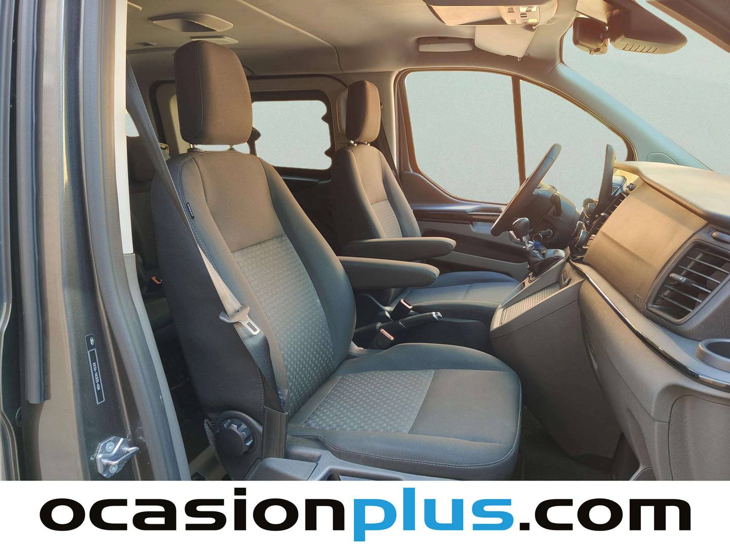 Foto Ford Tourneo Custom Ford Tourneo Custom 2.0 EcoBlue L1 Trend (130 CV) 8 Plazas