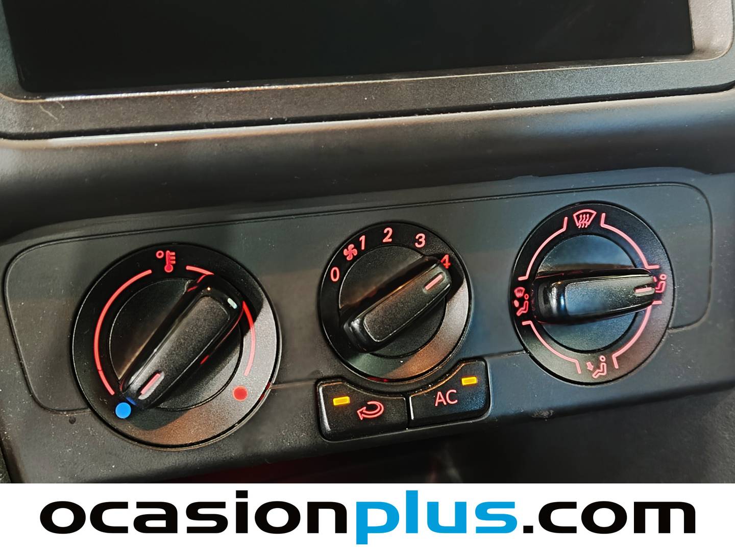 Extras y acabados del Volkswagen Polo Volkswagen Polo Advance 1.4 (85 CV)