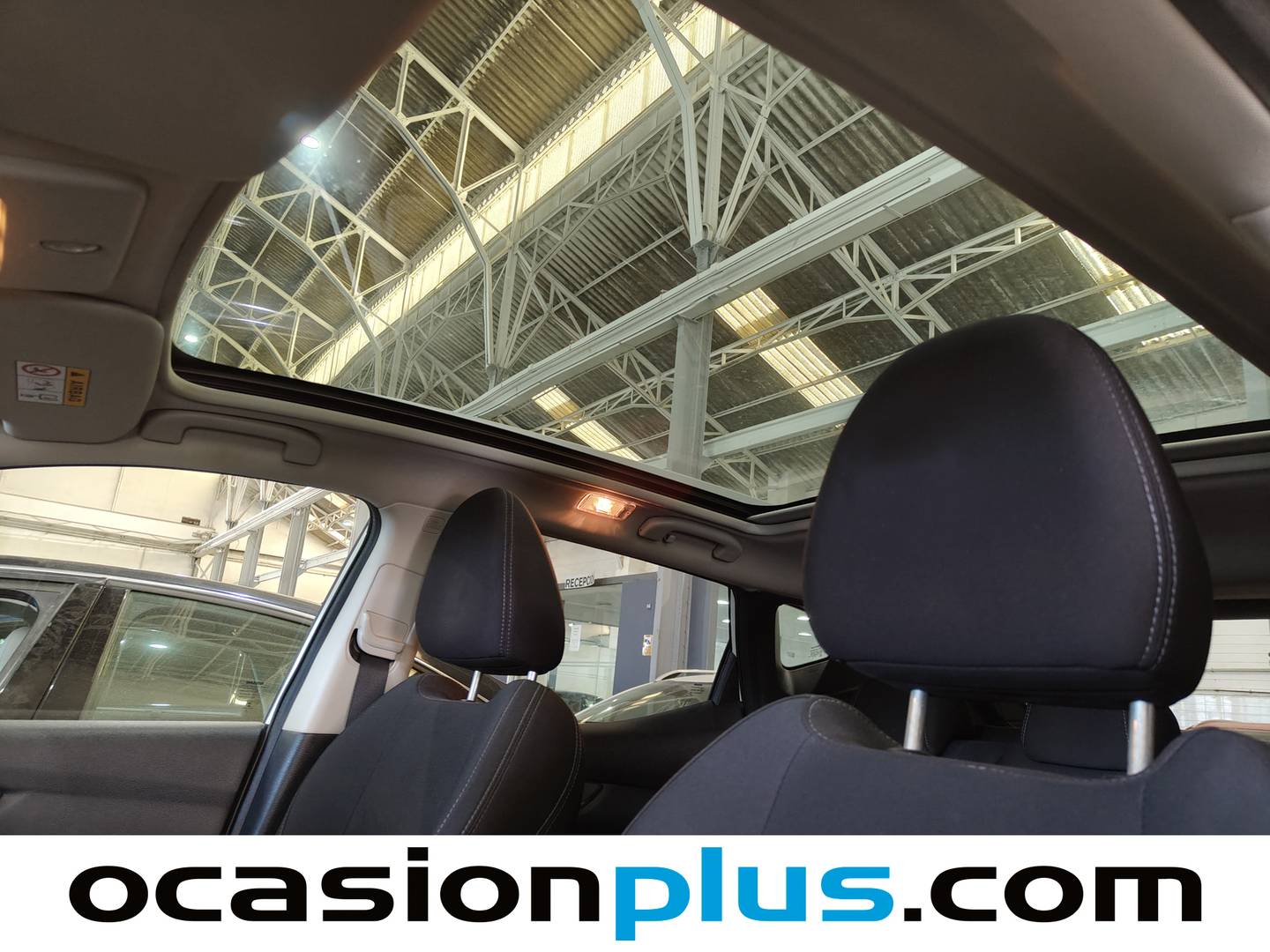 Extras y acabados del Nissan QASHQAI Nissan Qashqai DIG-T 140 Tekna 4x2 (140 CV)