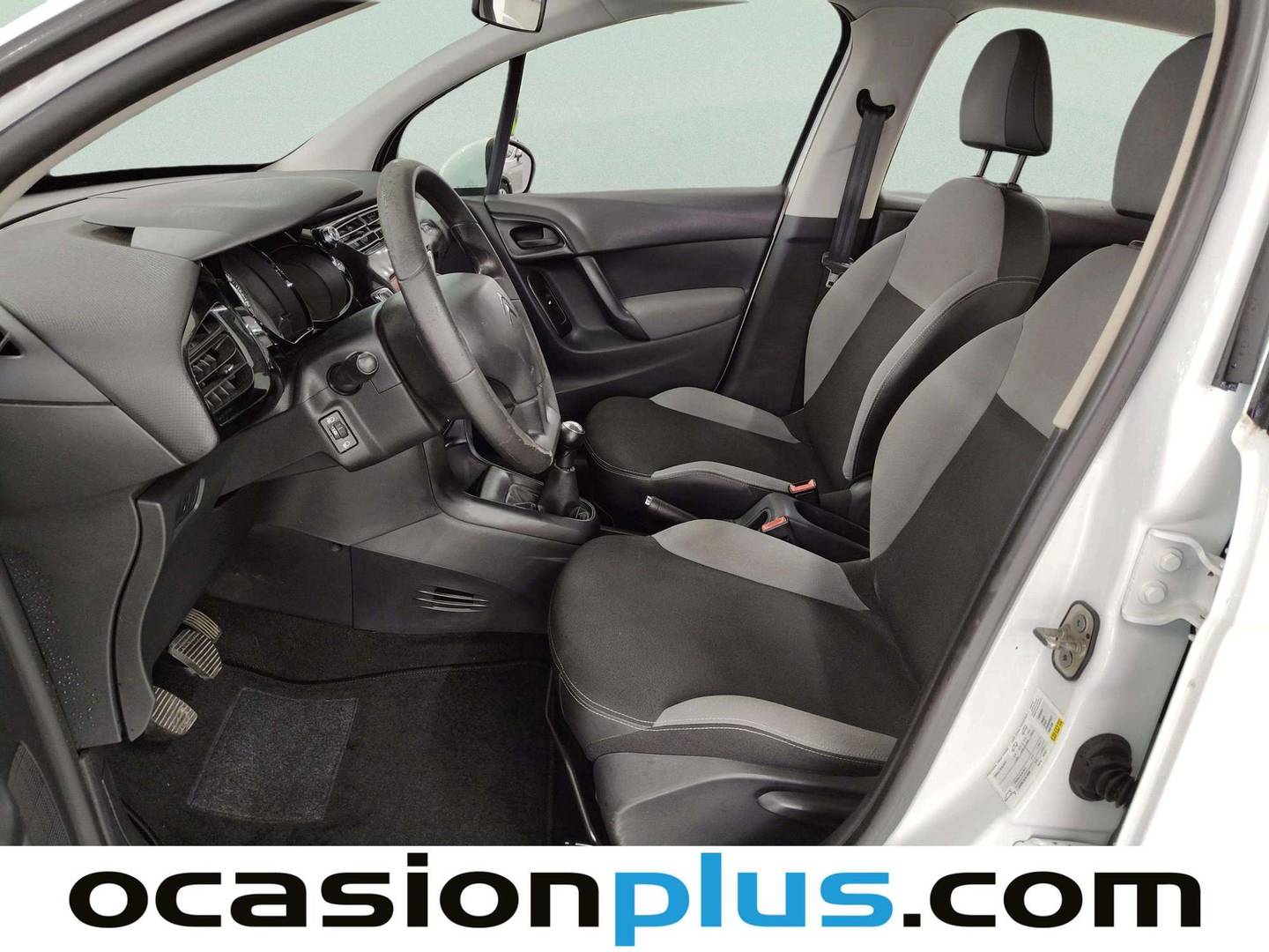 Foto asientos delanteros Citroën C3 Citroën C3 PureTech 82 Tonic (82 CV)