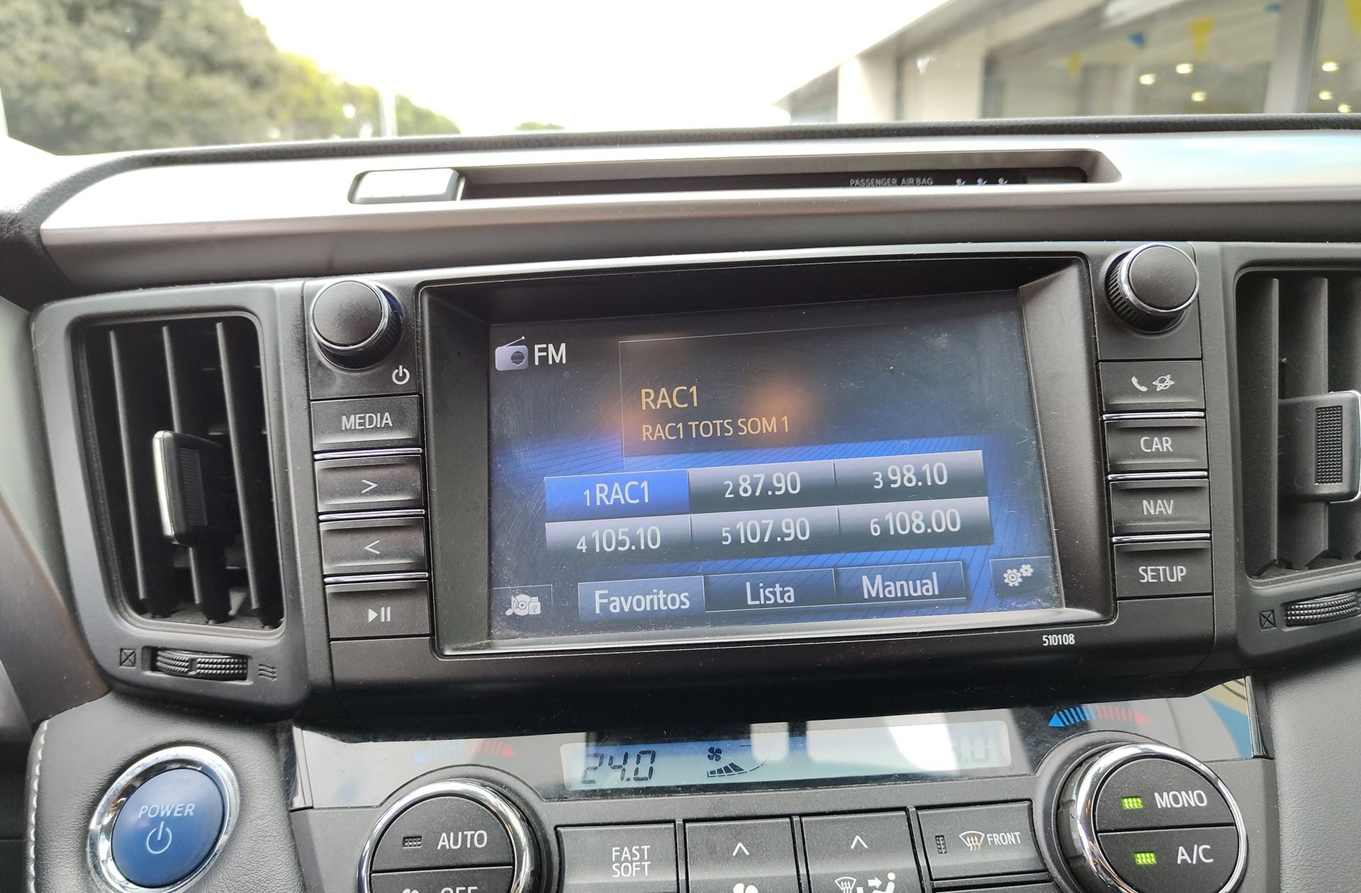 Toyota RAV4 2.5l hybrid Advance 2WD - foto 30