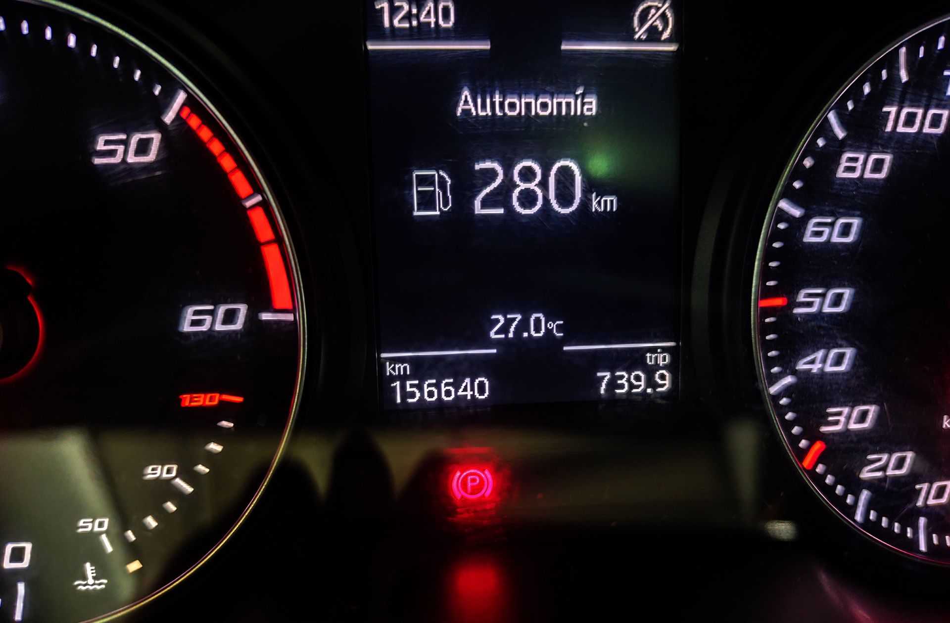 SEAT León ST 2.0 TDI FR - foto 9