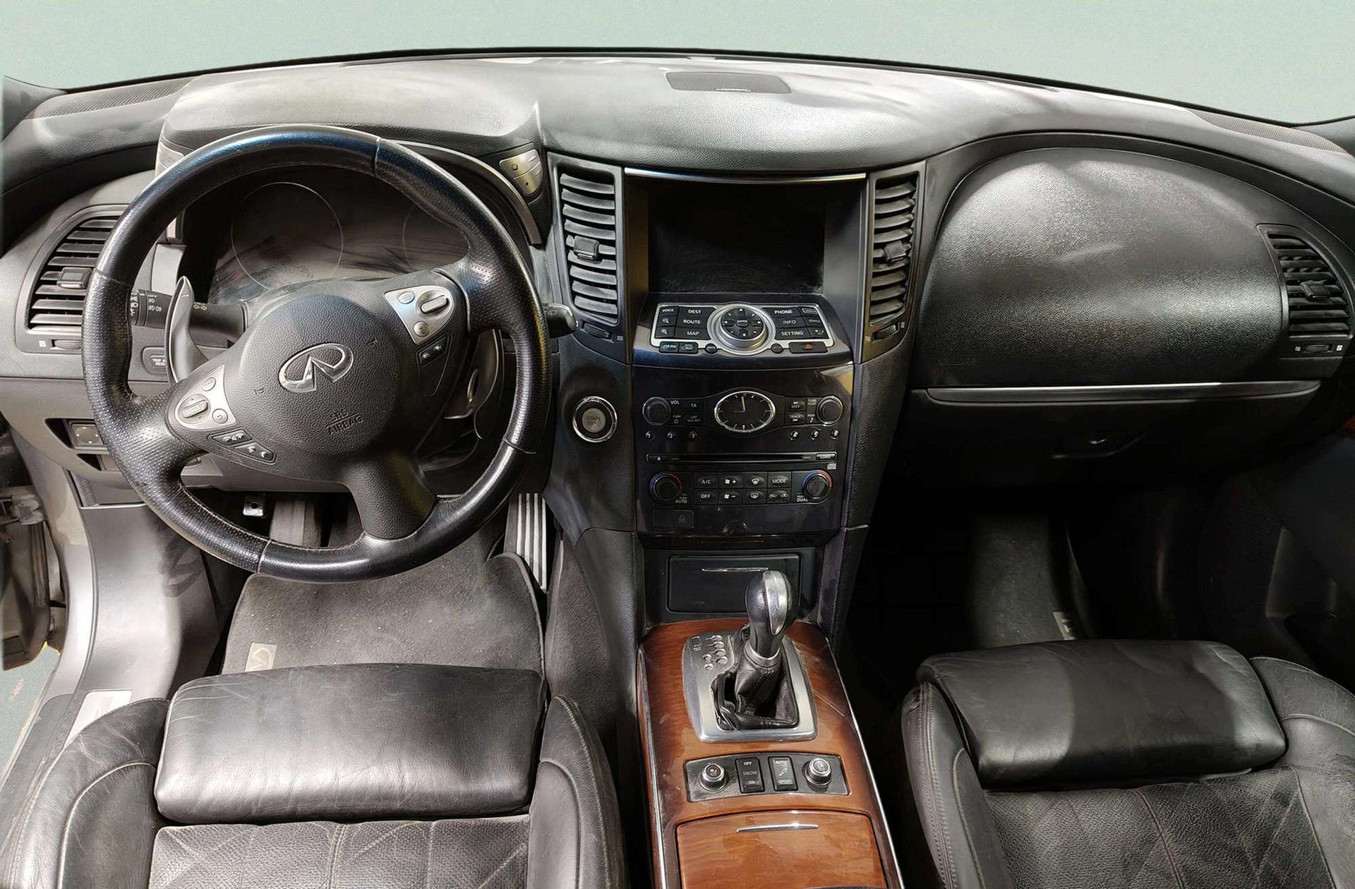 Infiniti FX 50 S V8 AWD - foto 6