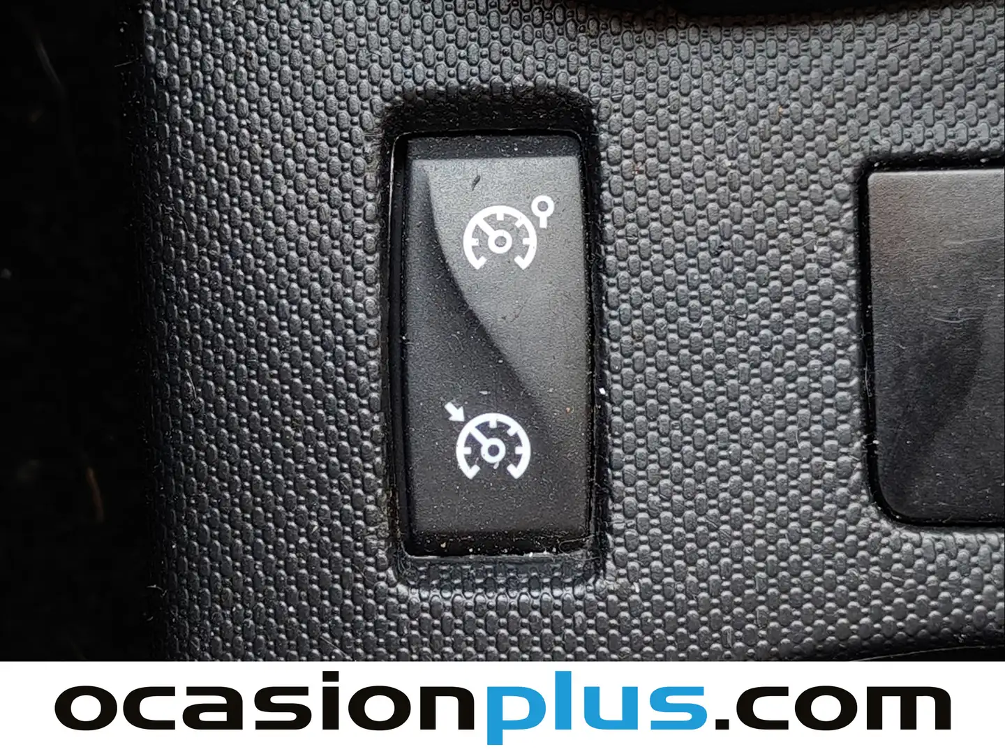 Foto Renault Clio Renault Clio 1.2 Authentique (75 CV)