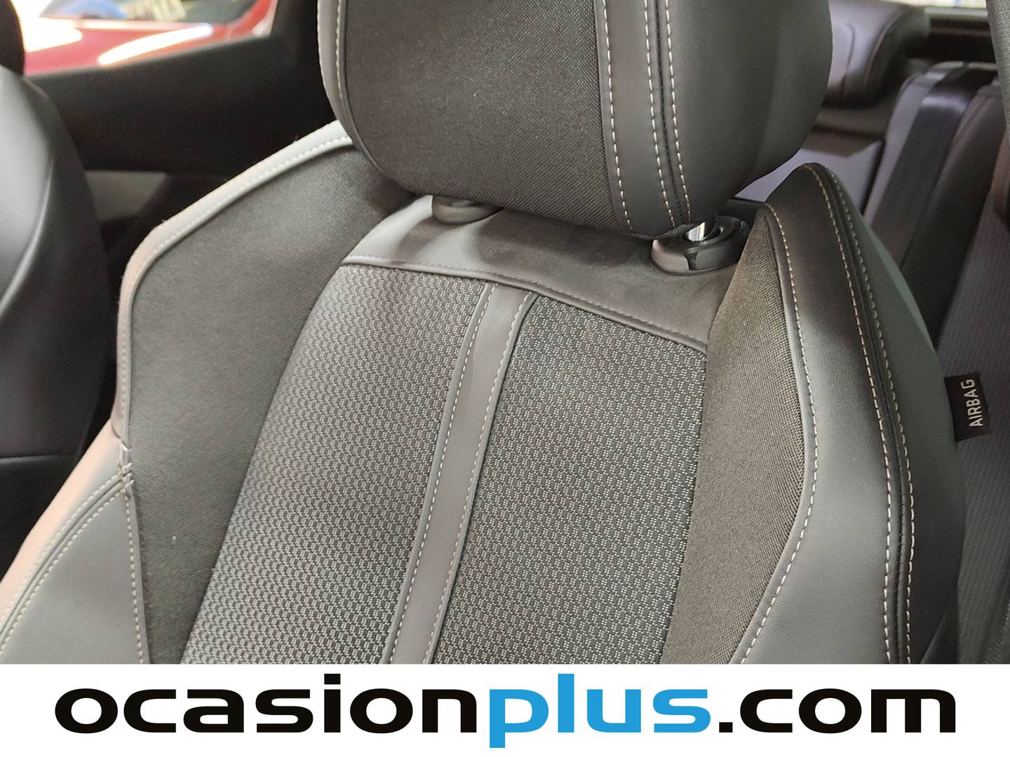 Equipamiento del Peugeot 3008 Peugeot 3008 PureTech 130 S&S GT EAT8 (130 CV)