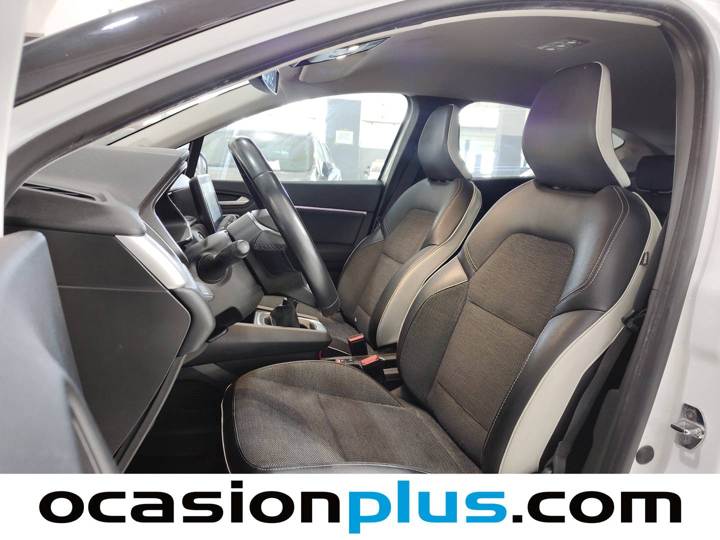 Foto asientos delanteros Renault Captur Renault Captur Techno TCe (90 CV)