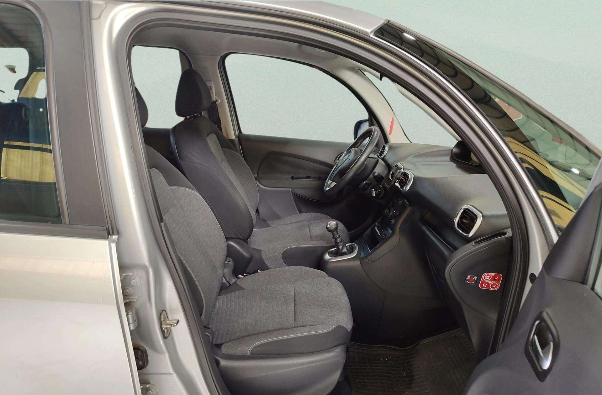 Citroën C3 Picasso HDi 115 FAP Collection - foto 14