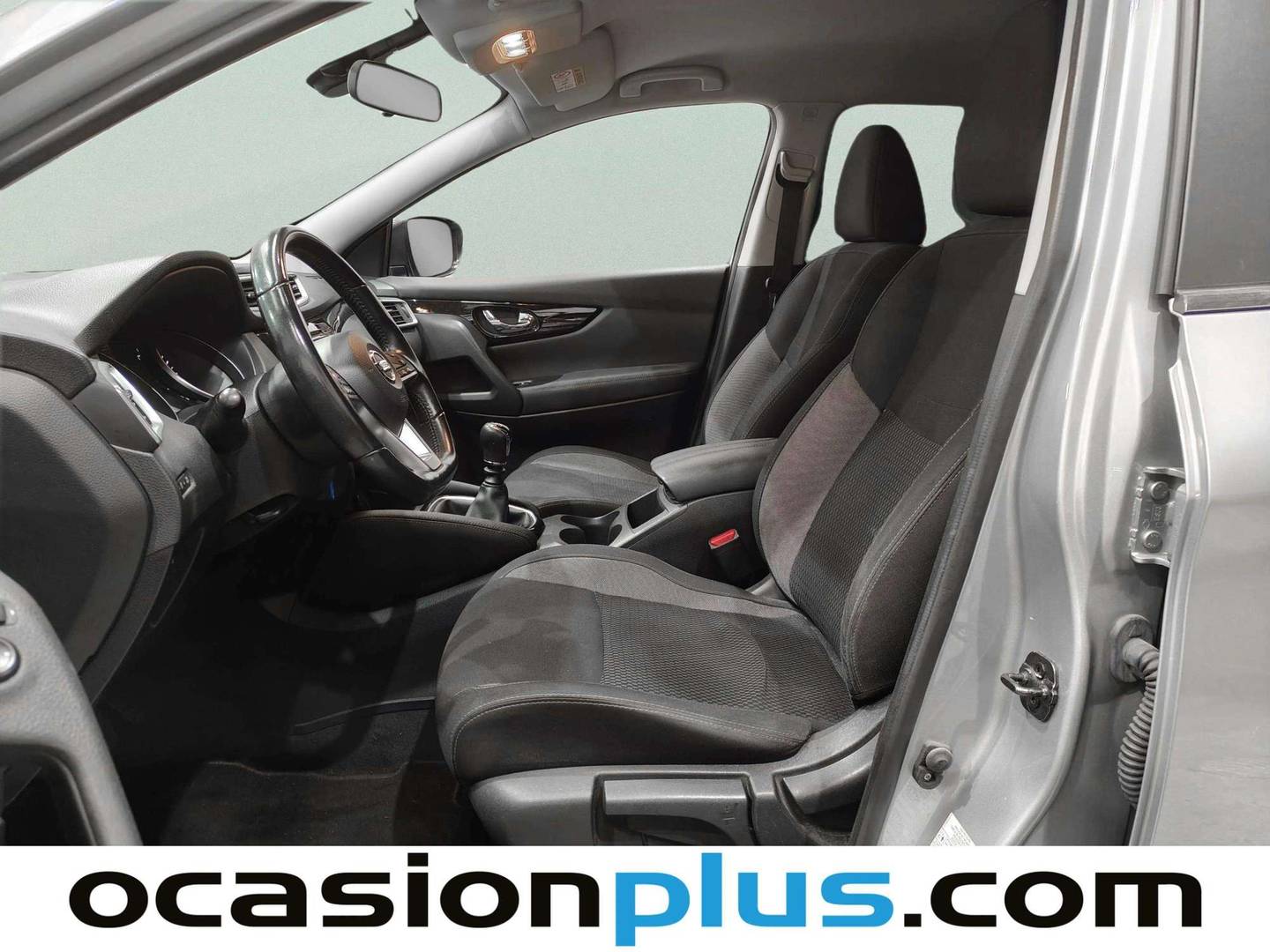Foto asientos delanteros Nissan QASHQAI Nissan Qashqai DIG-T 140 Acenta 4x2 (140 CV)