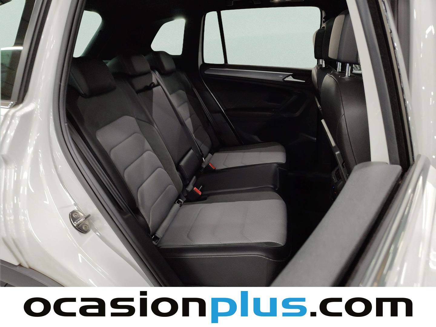 Volkswagen Tiguan Volkswagen Tiguan Sport 2.0 TDI (150 CV) DSG Pack R-line al mejor precio