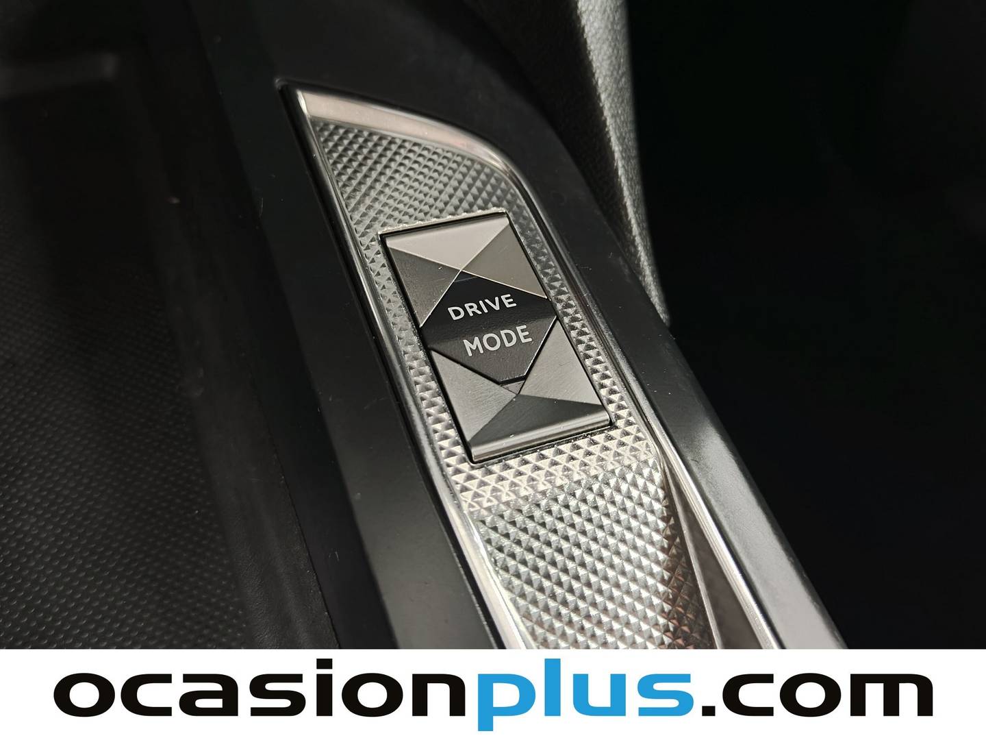 Foto DS DS 3 DS DS3 PureTech 130 Performance Line Auto (130 CV)