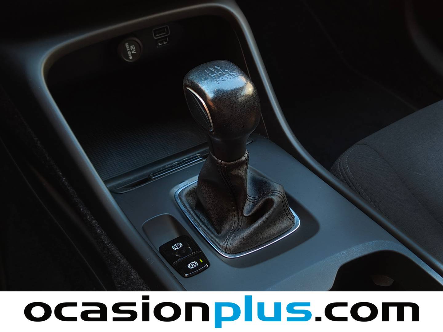 Volvo XC40 Volvo XC40 T3 Momentum Core (163 CV) de segunda mano