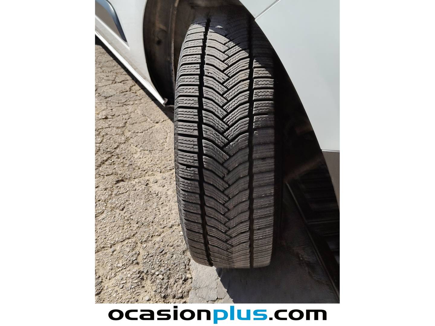 Ford Transit Custom Ford Transit Custom Furgon 2.0 TDCI 260 L1 Ambiente (105 CV) al mejor precio