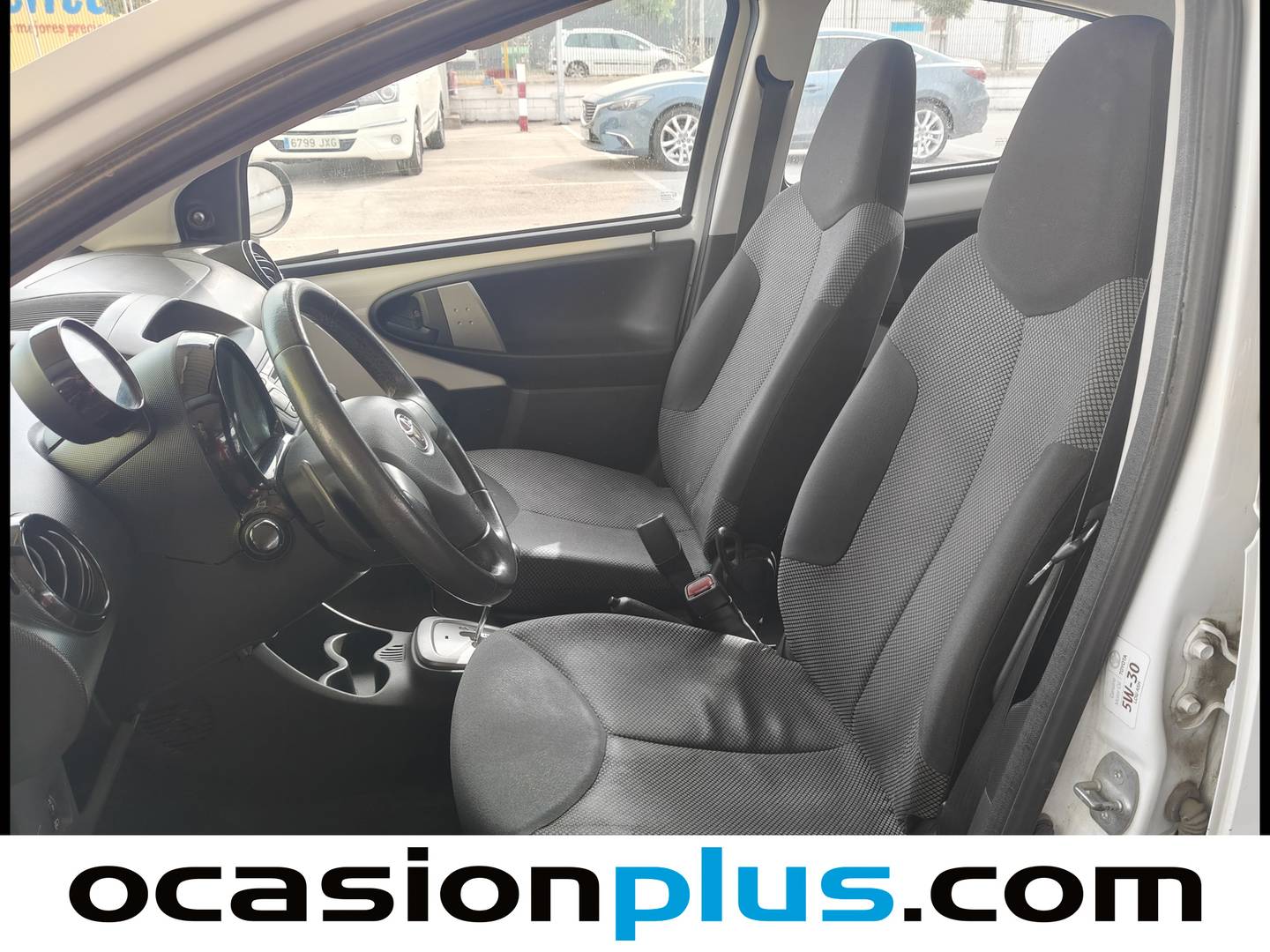 Foto asientos delanteros Toyota Aygo Toyota Aygo 70 City (68 CV)