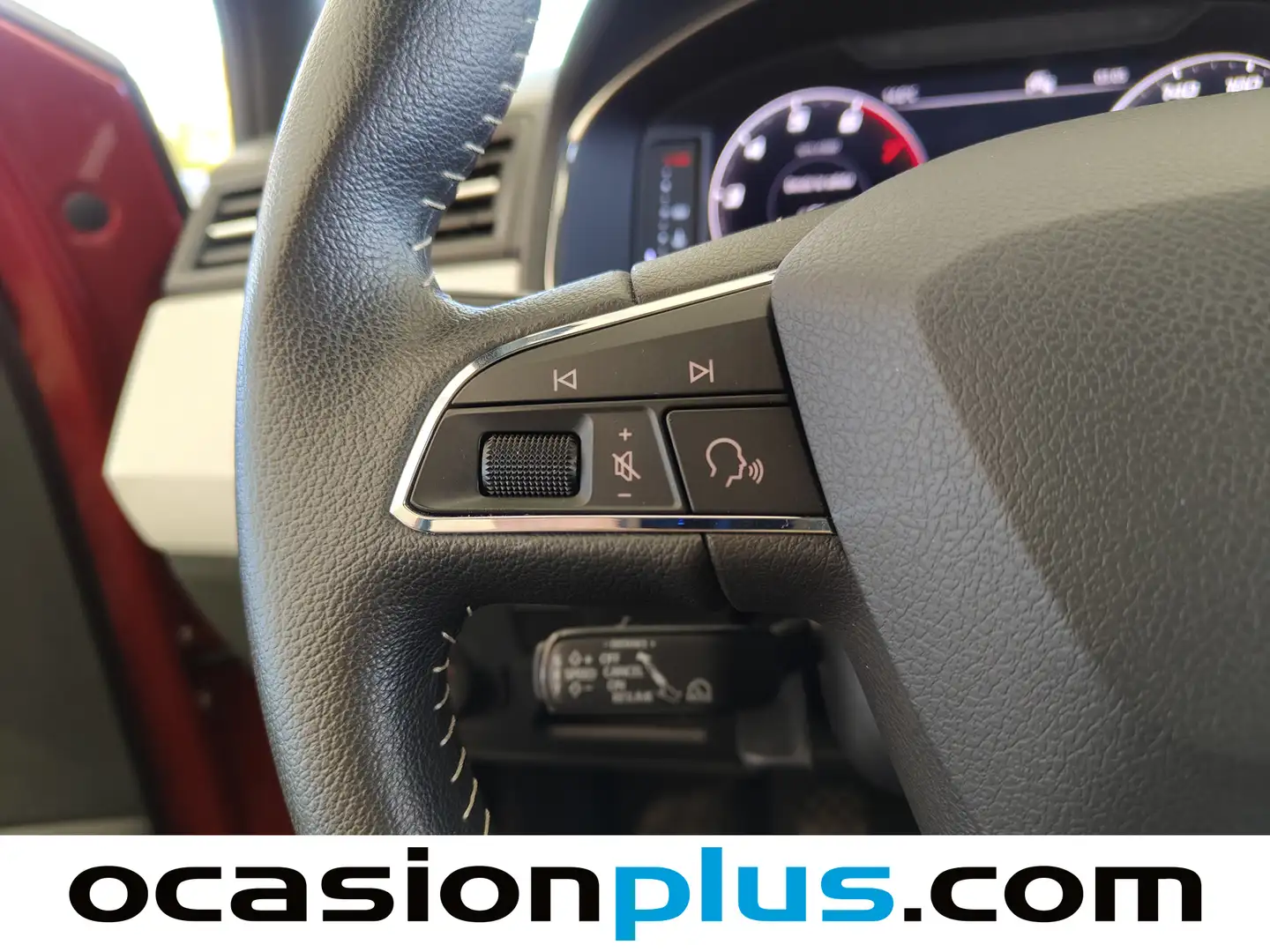 Foto Seat Arona SEAT Arona 1.0 TSI Ecomotive S&S Xcellence Edition (115 CV)