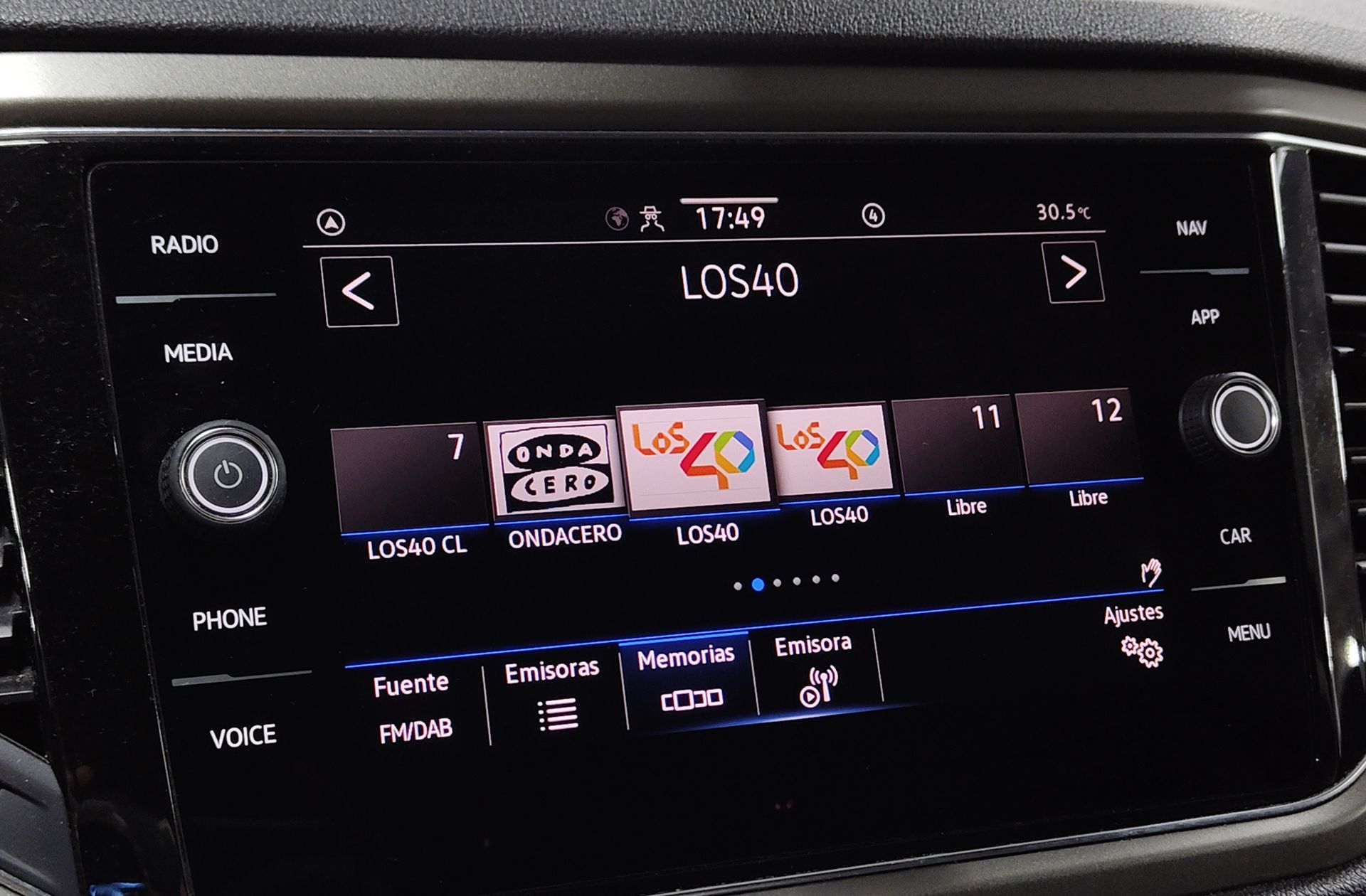 Volkswagen T-Roc Advance 1.0 TSI - foto 37