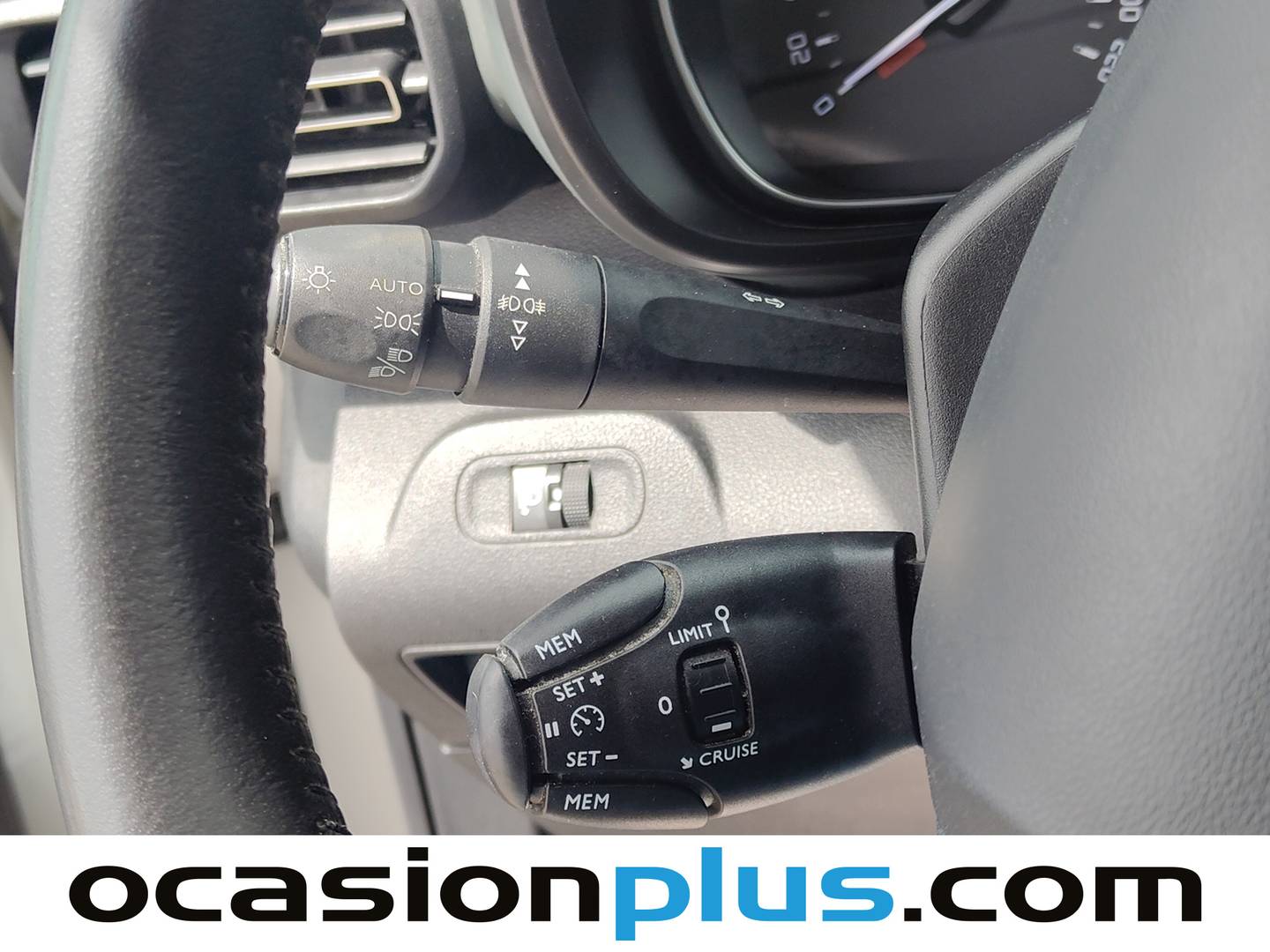 Accesorios del Citroën Berlingo Citroën Berlingo BlueHDi 130 S&S Talla M Shine (130 CV)