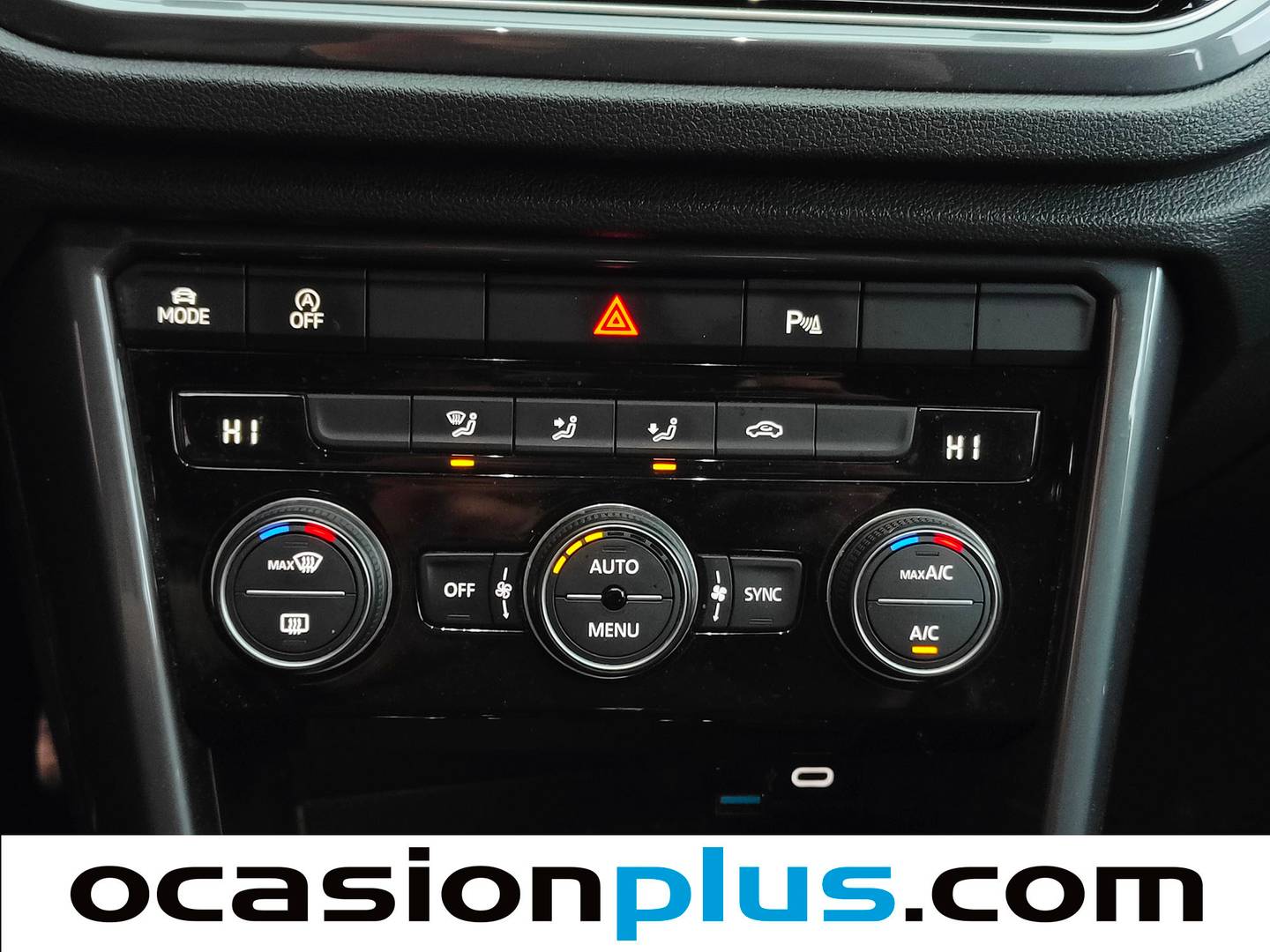 Foto Volkswagen T-Roc Volkswagen T-Roc Sport 2.0 TDI (150 CV) DSG