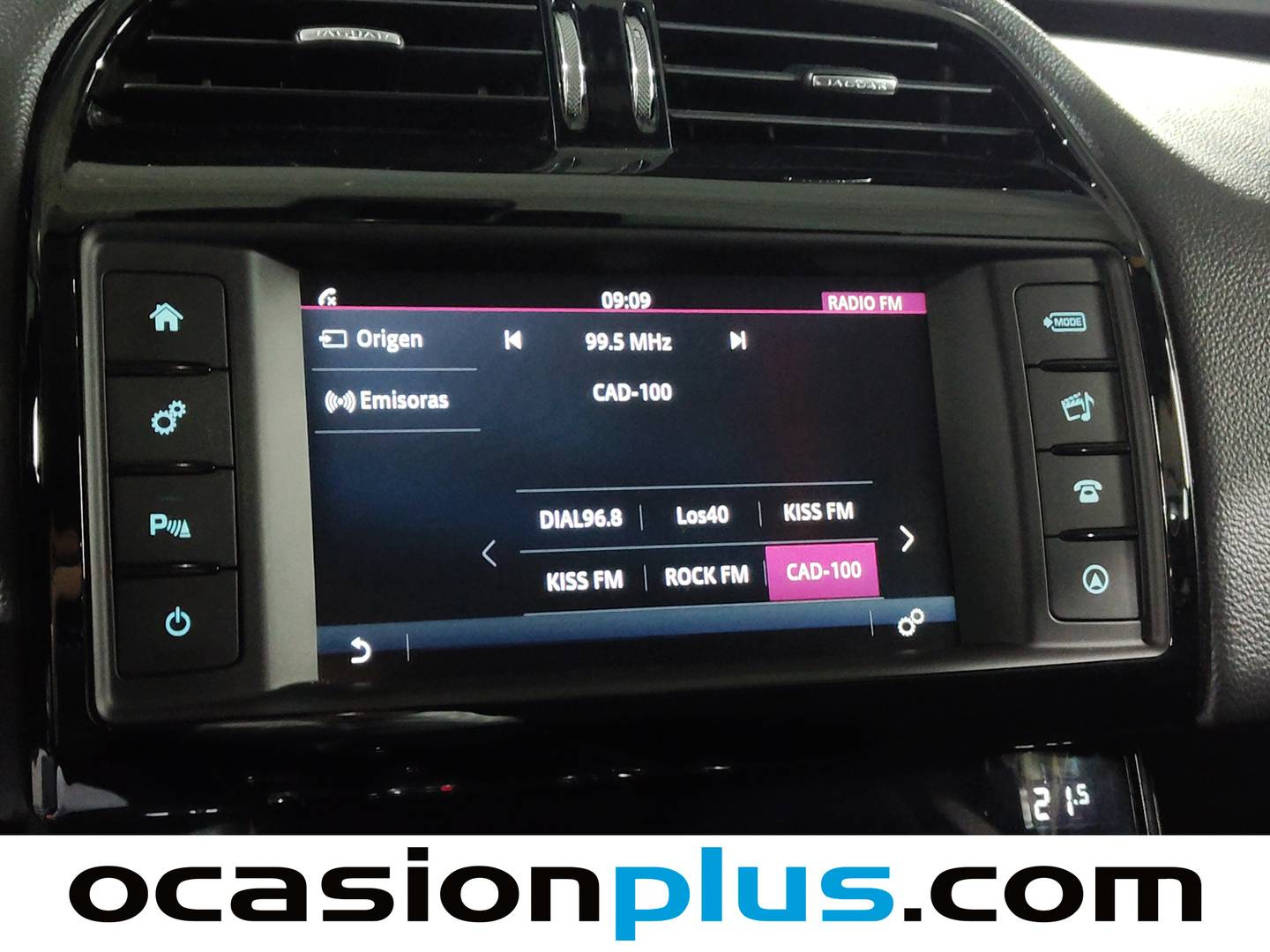 Foto Jaguar XE Jaguar XE 2.0 Diesel Pure RWD Auto (180 CV)